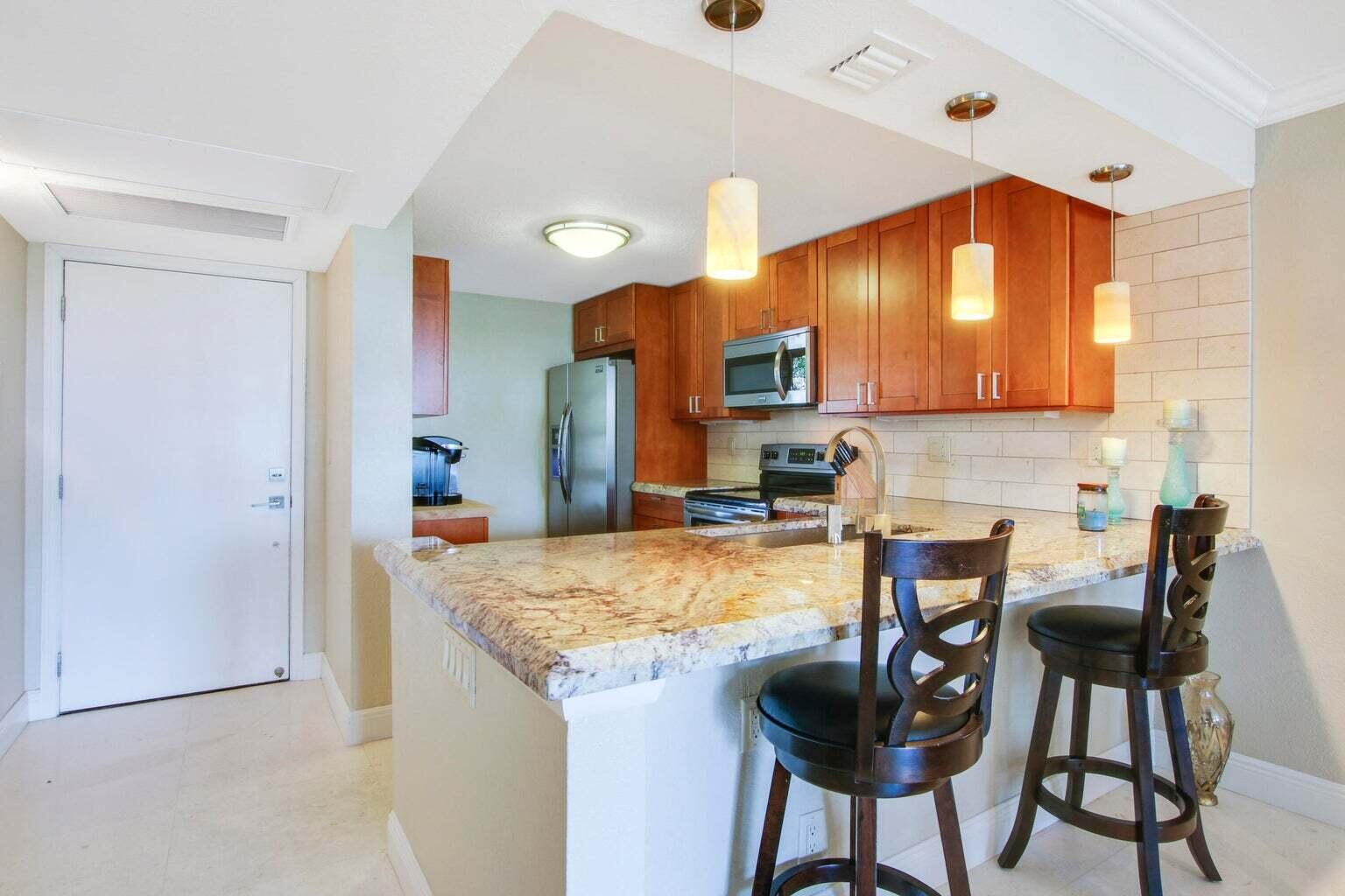 8 Royal Palm Way 2010 Property Photo 8