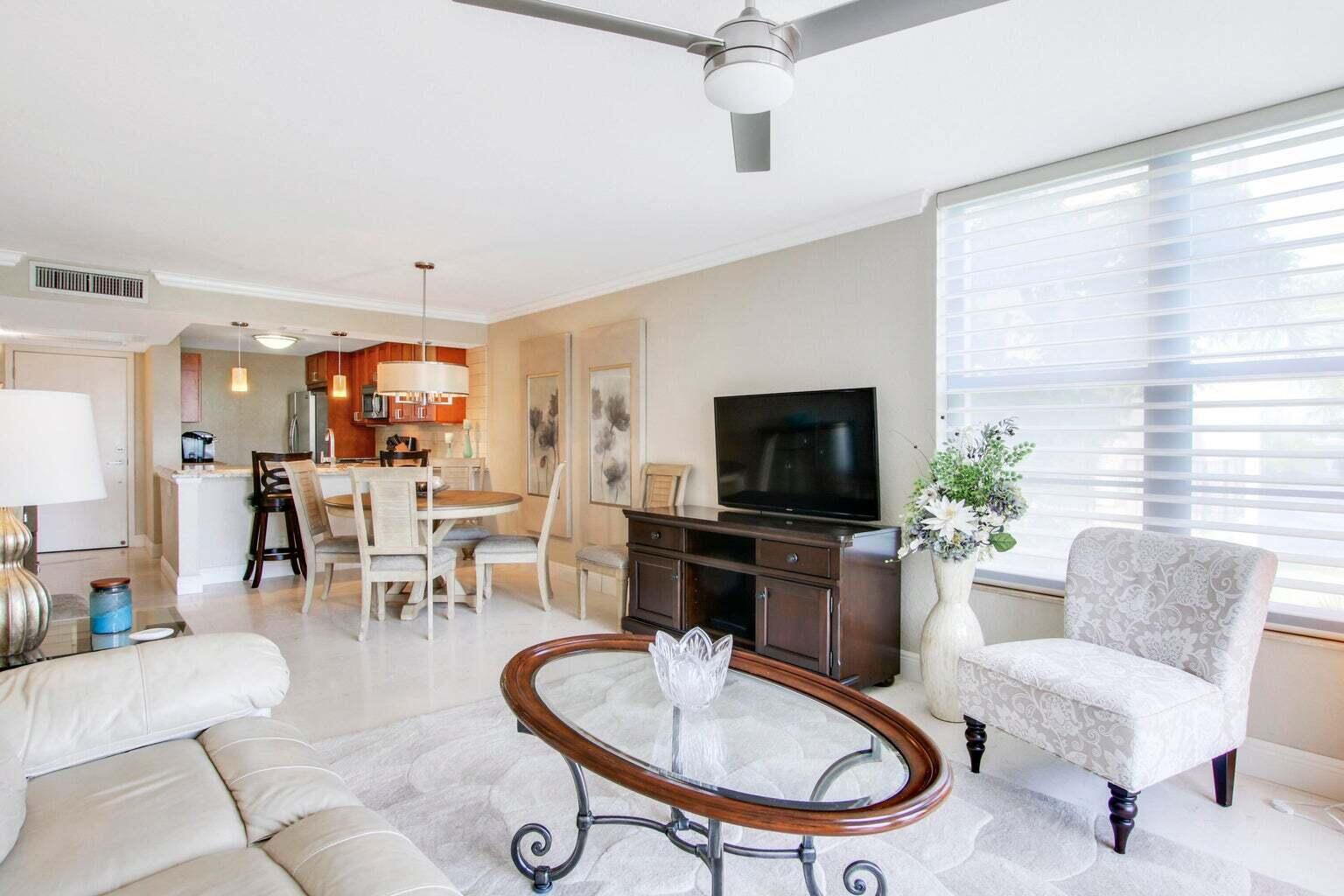 8 Royal Palm Way 2010 Property Photo 14