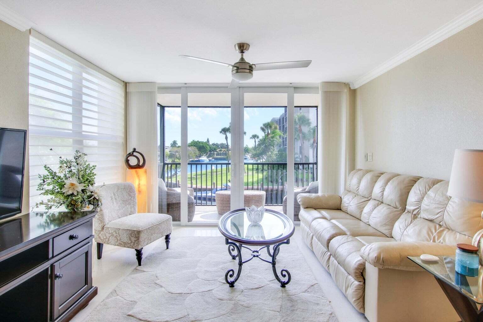8 Royal Palm Way 2010 Property Photo 15