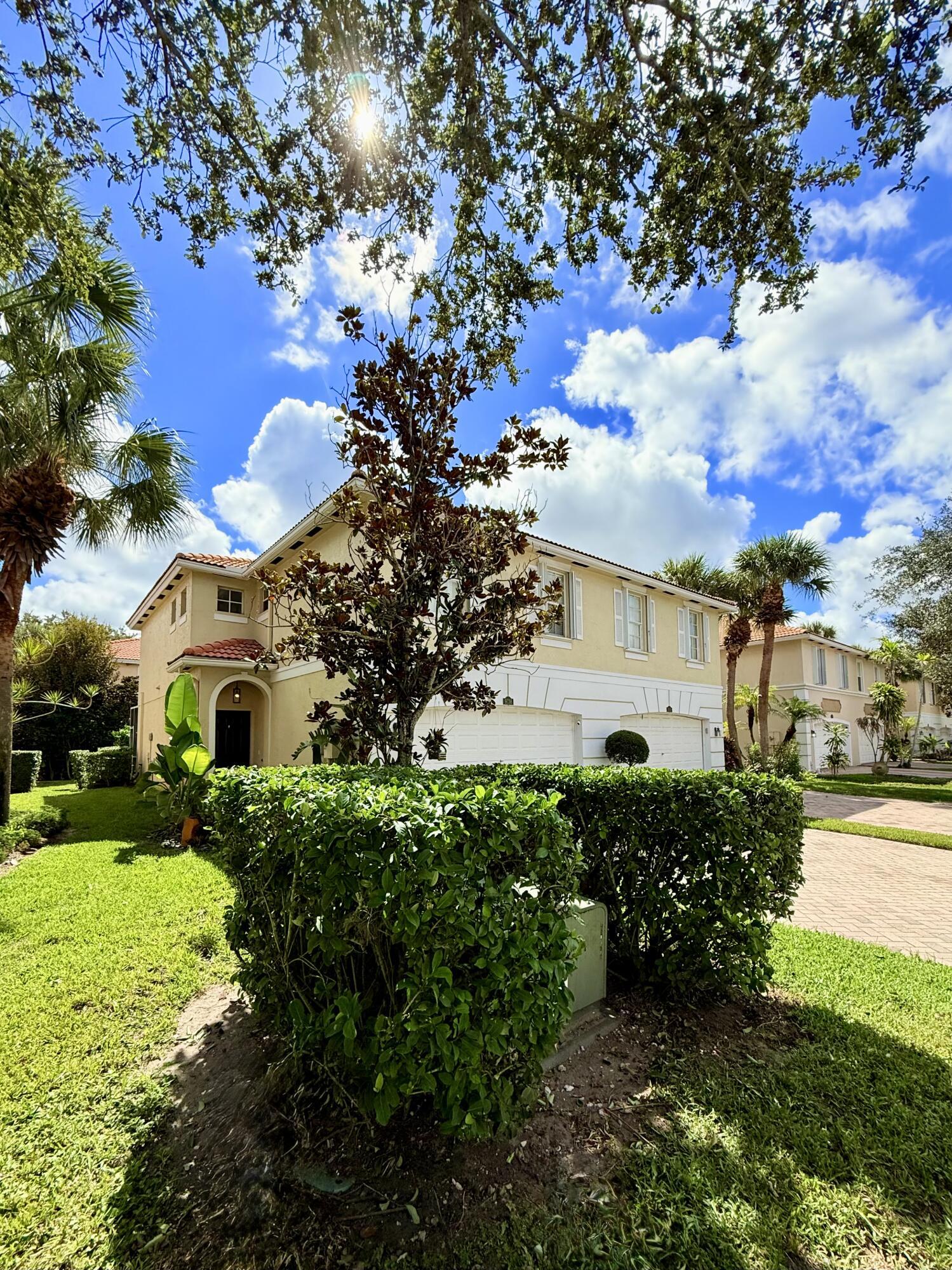 9138 Villa Palma Lane Property Photo 4