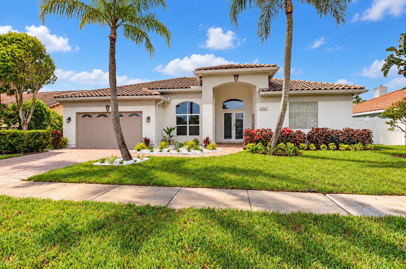 23329 Lago Mar Circle Property Photo 1
