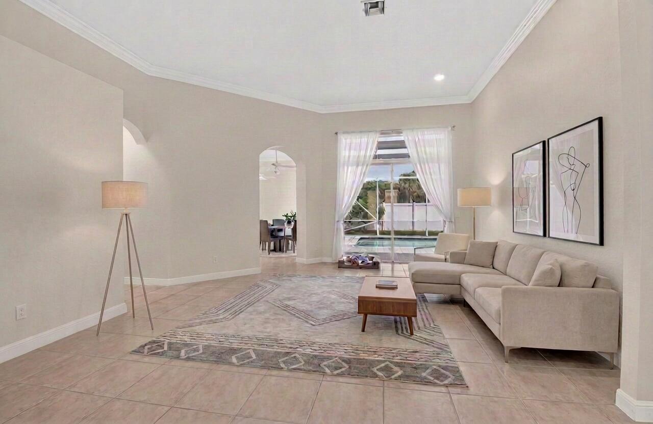 23329 Lago Mar Circle Property Photo 7