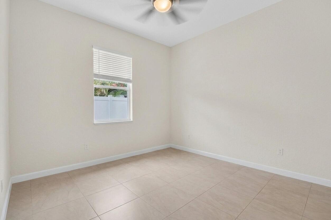 23329 Lago Mar Circle Property Photo 16