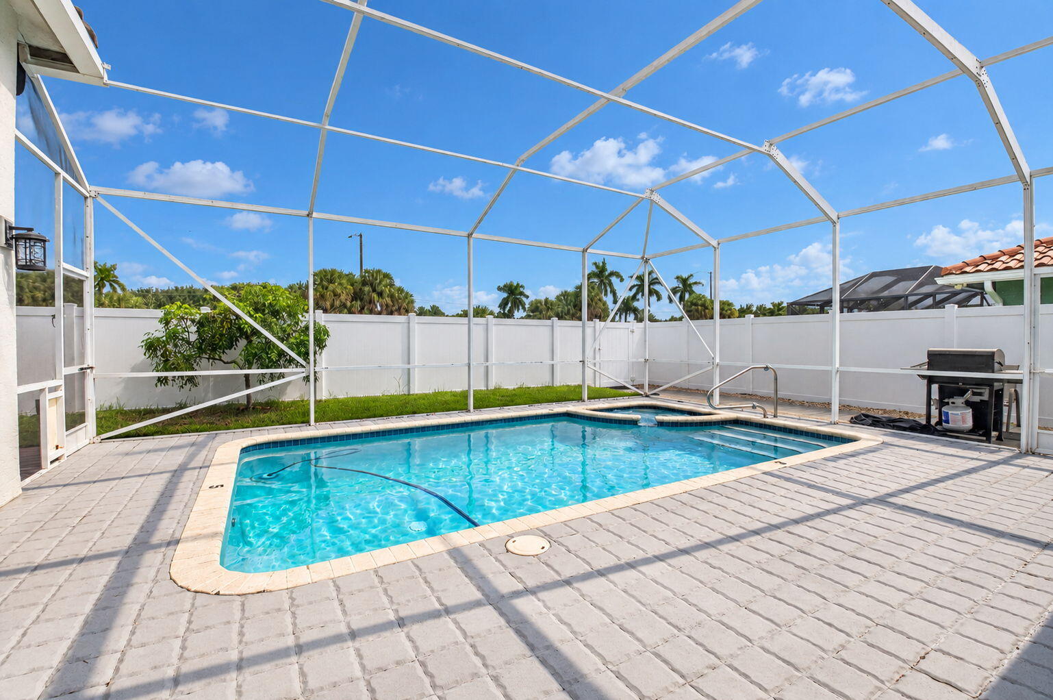 23329 Lago Mar Circle Property Photo 25