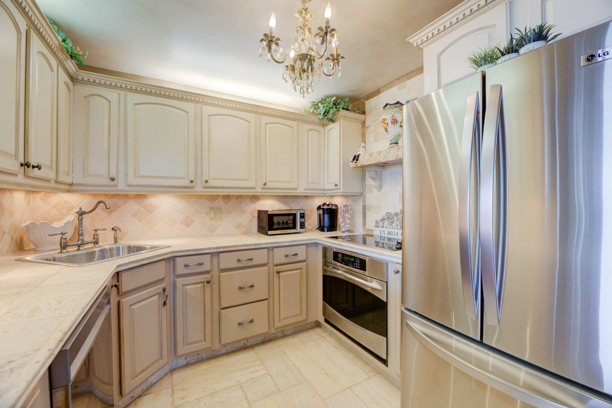 305 N Pompano Beach Boulevard 1404 Property Photo 5