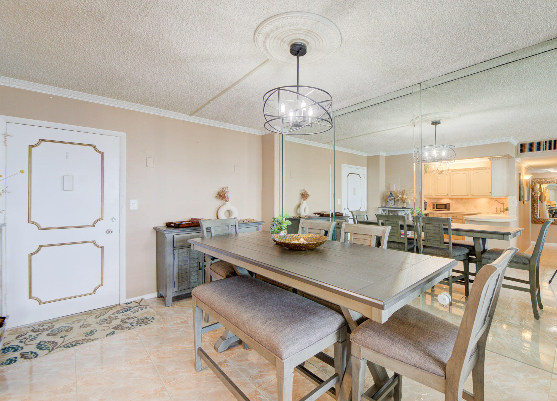 305 N Pompano Beach Boulevard 1404 Property Photo 11