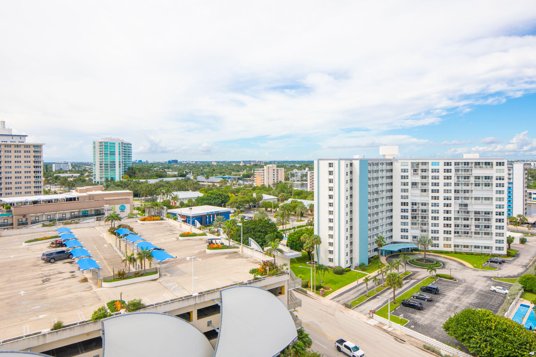 305 N Pompano Beach Boulevard 1404 Property Photo 36