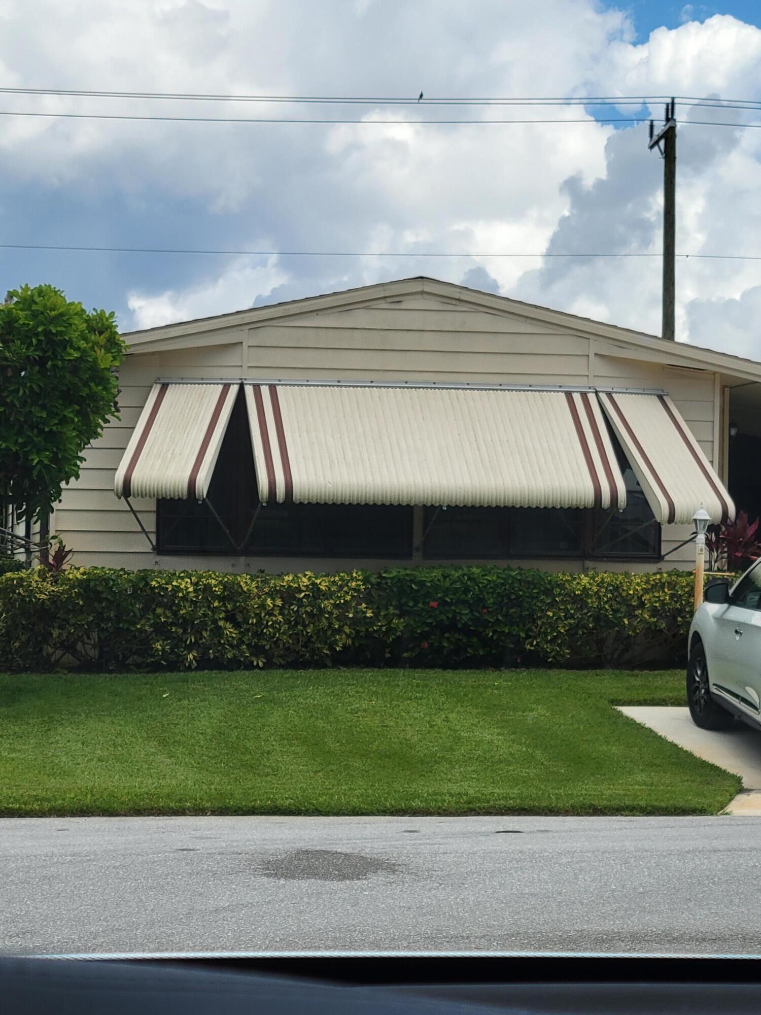 7435 Se Independence Avenue Property Photo 1