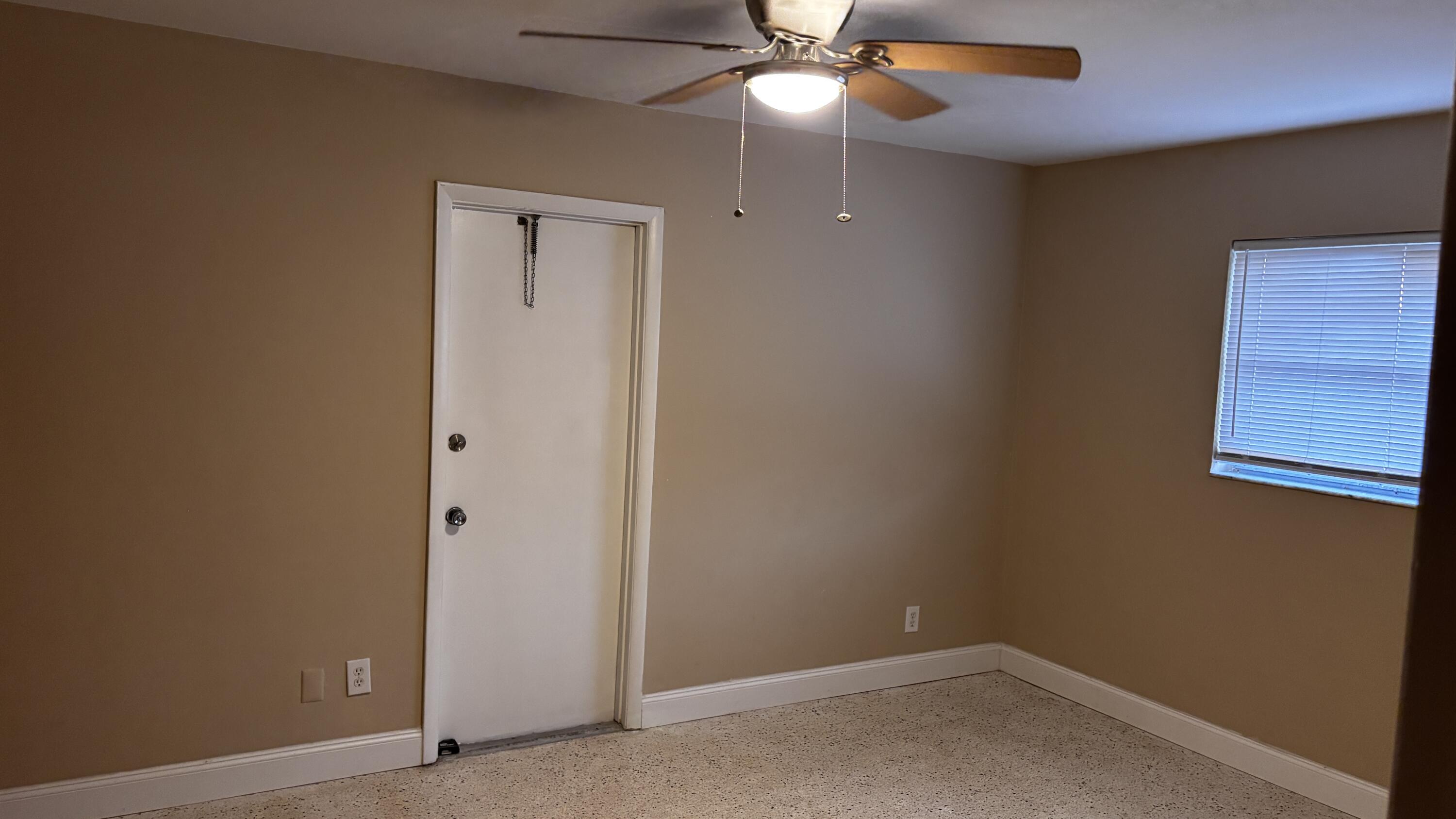 250 Ne 40th Street 38 Property Photo 5