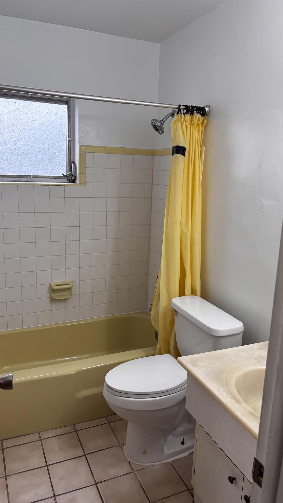 250 Ne 40th Street 38 Property Photo 7