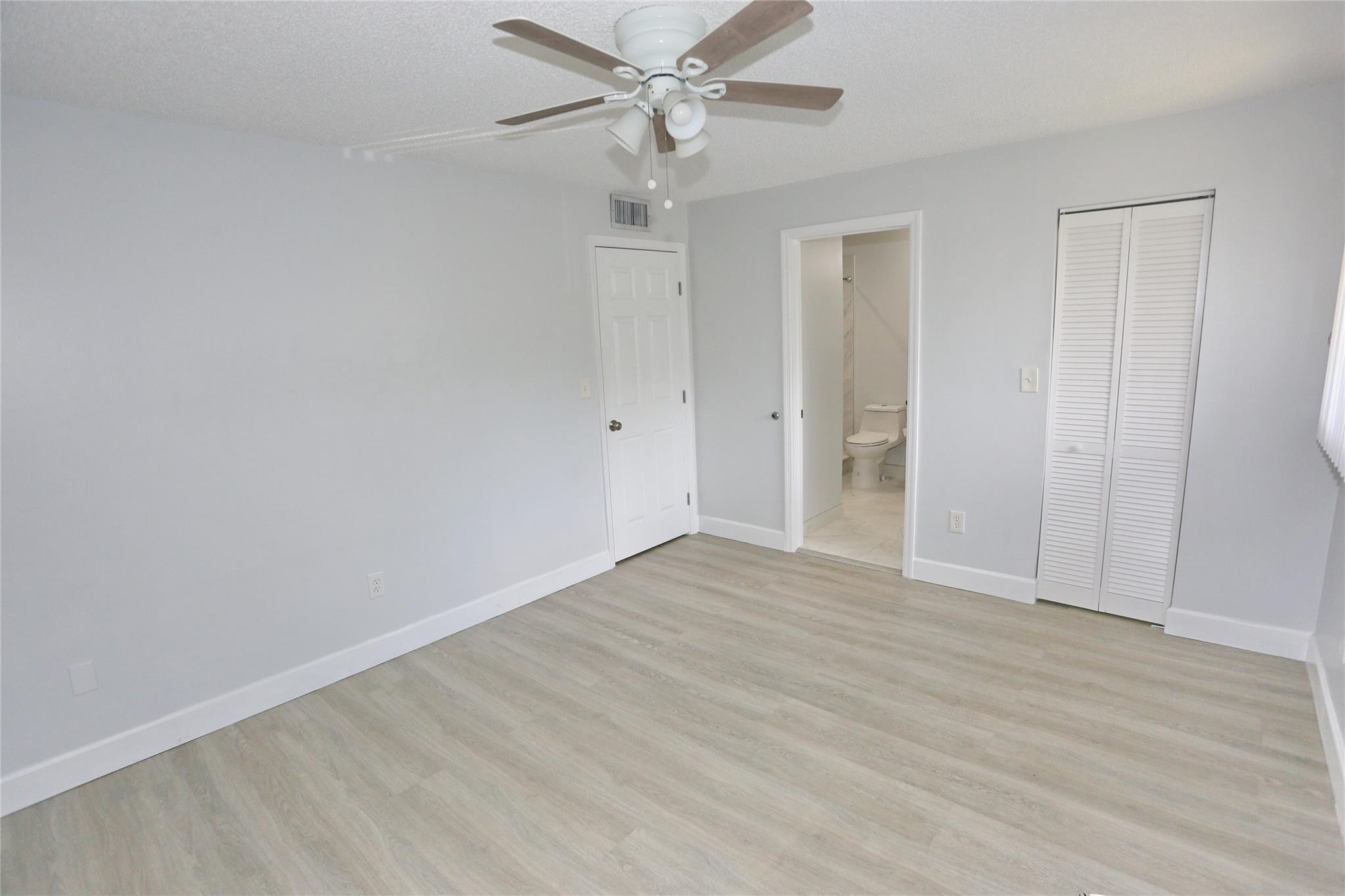 9712 S Belfort Circle Property Photo 24