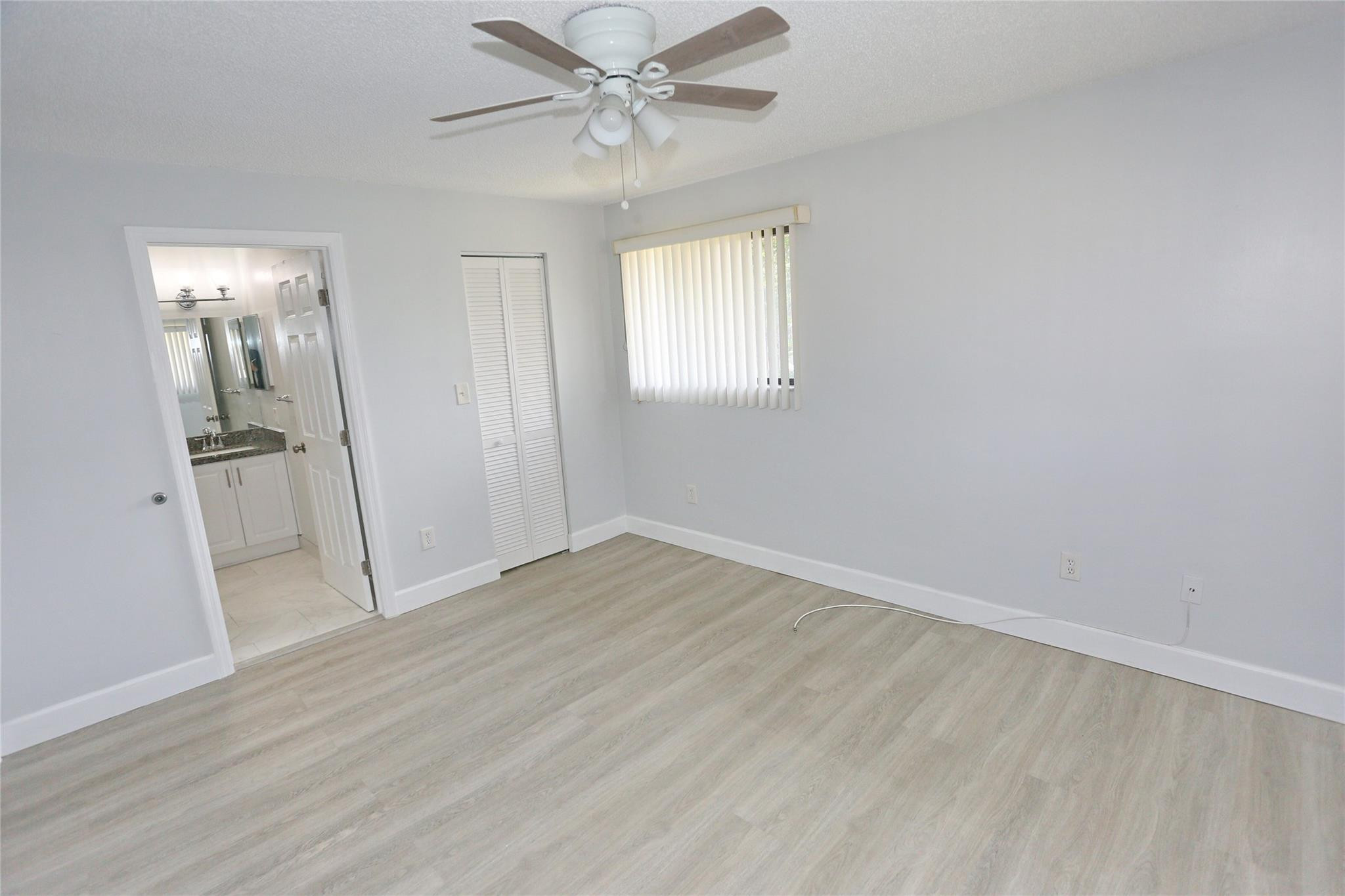 9712 S Belfort Circle Property Photo 25