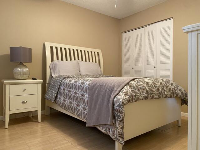 7076 Huntington Lane 805 Property Photo 13