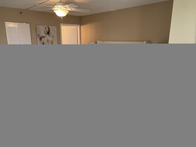 7076 Huntington Lane 805 Property Photo 25