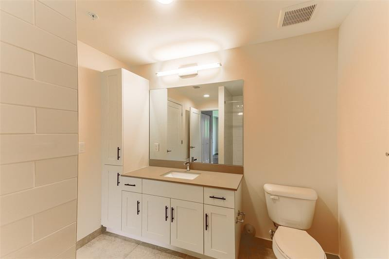 8894 Nw 44th Street 3-104 Property Photo 9