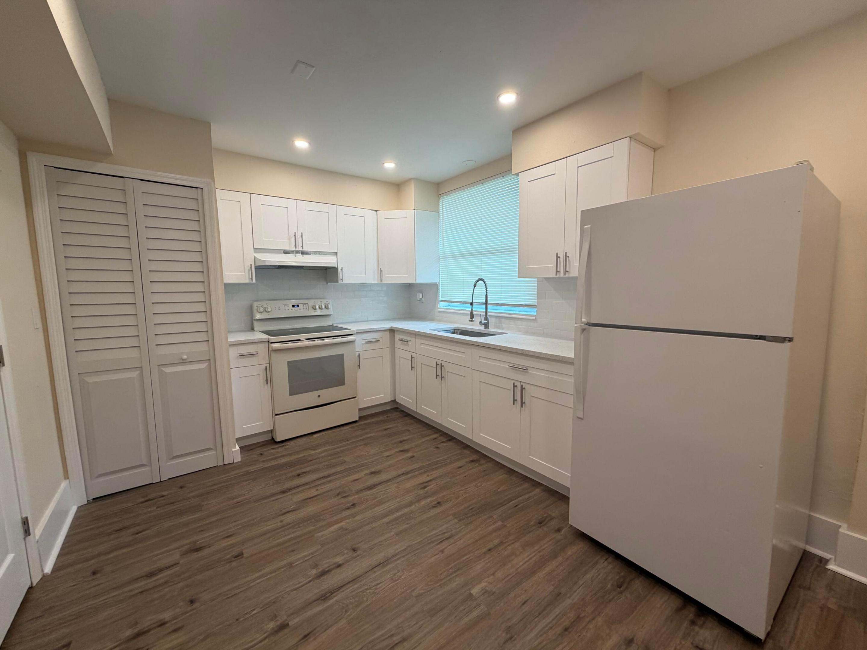 136 Broward Avenue 3 Property Photo 2