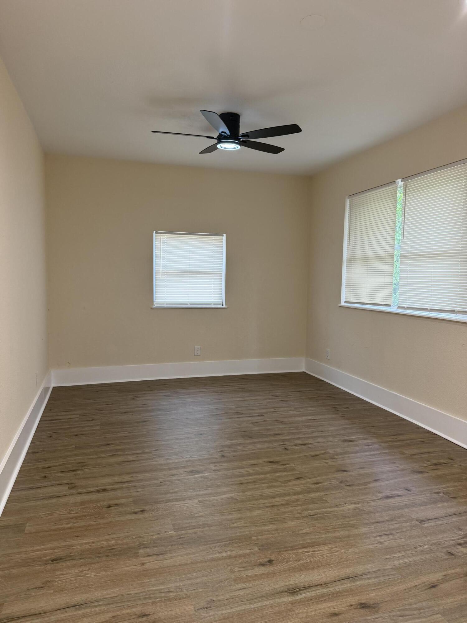 136 Broward Avenue 3 Property Photo 7