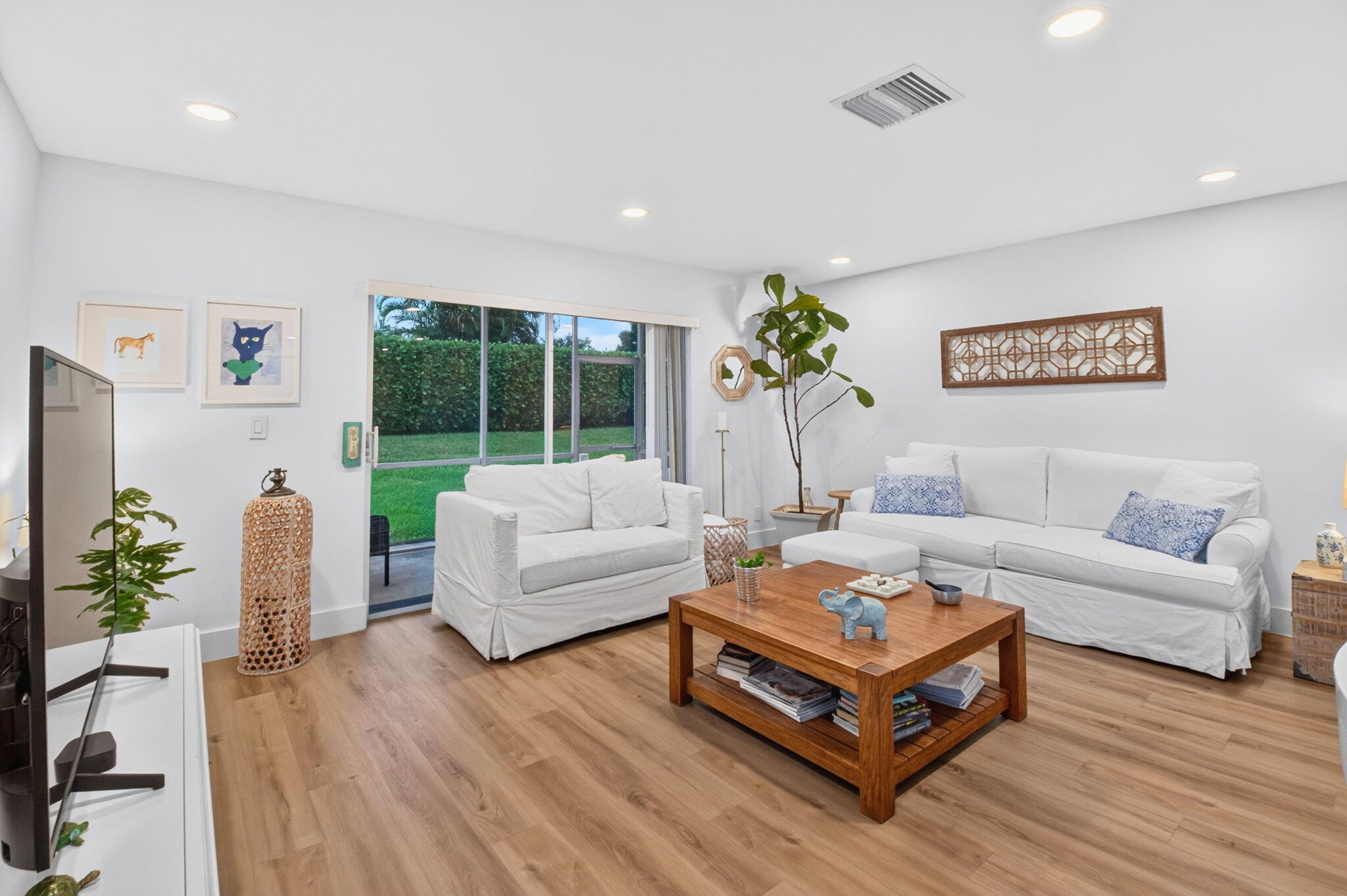 9854 Kamena Circle Property Photo 7