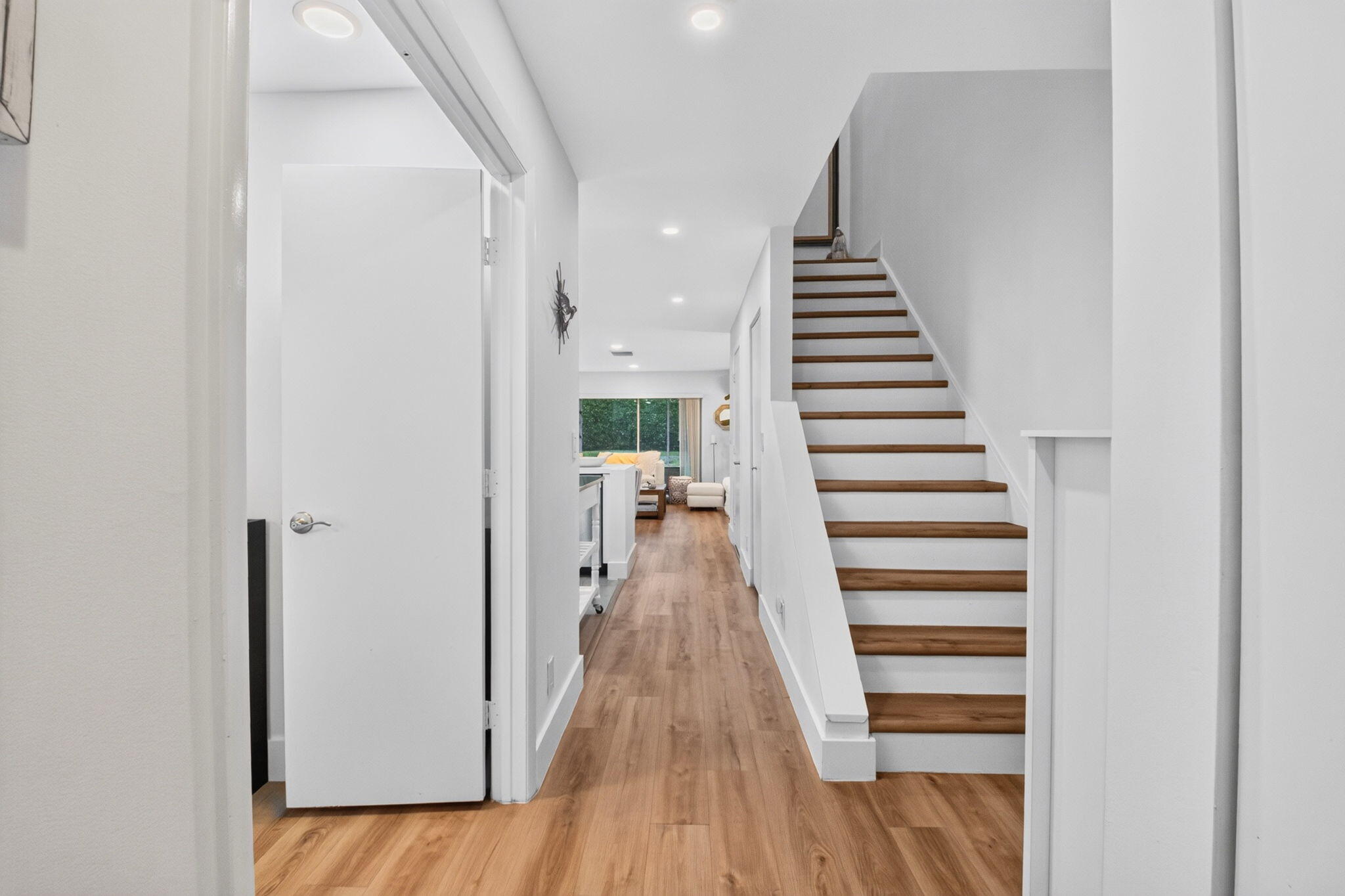 9854 Kamena Circle Property Photo 11
