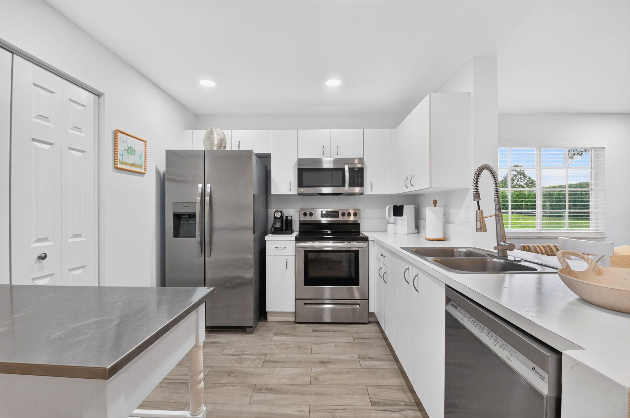 9854 Kamena Circle Property Photo 13