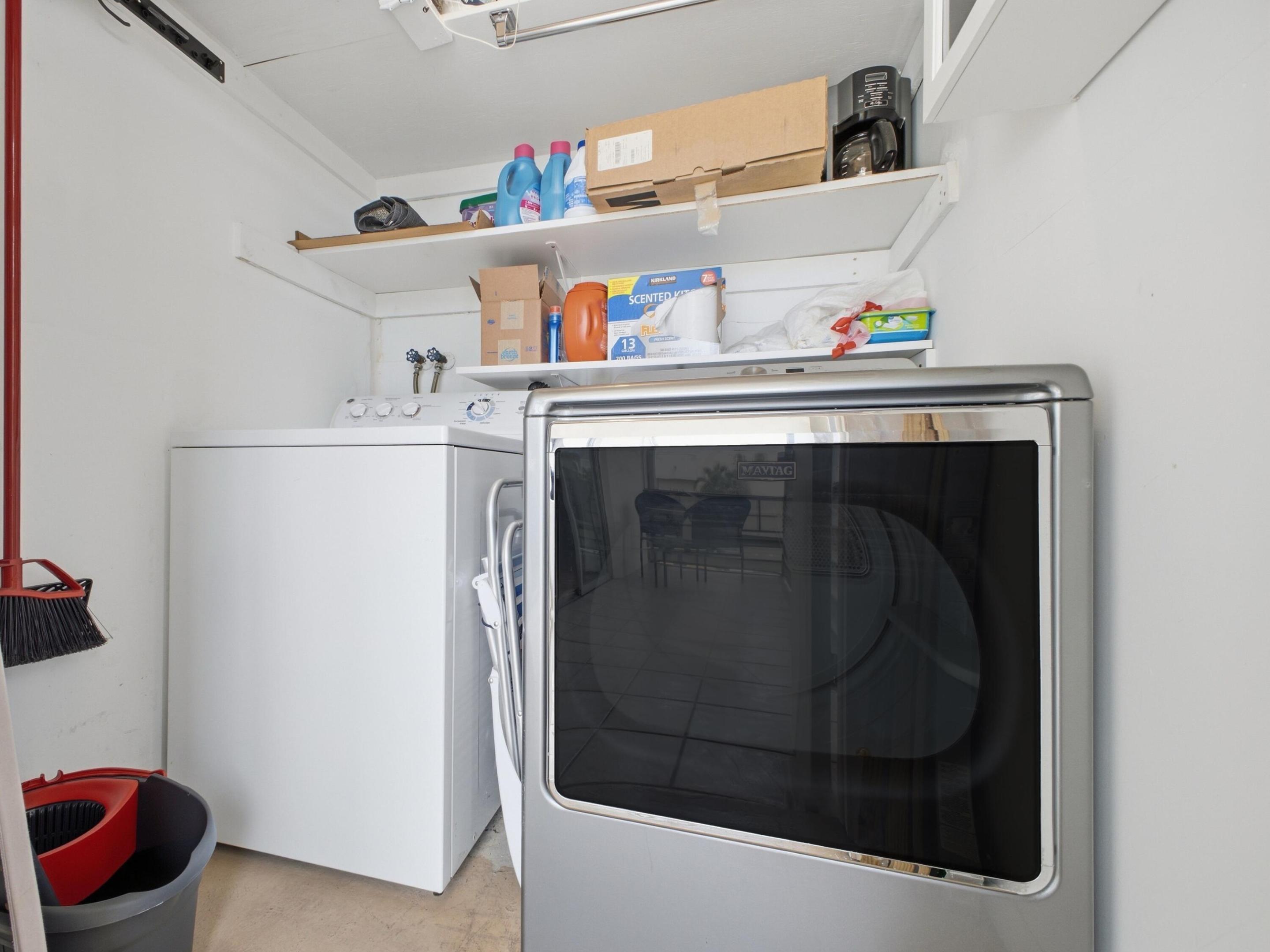 461 Capri J 461 Property Photo 16