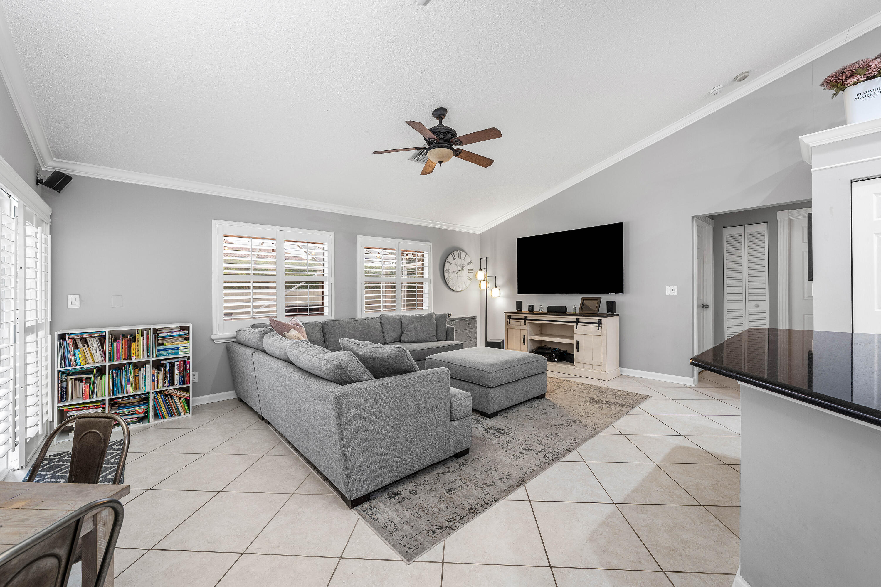 12685 Buckland Street Property Photo 14