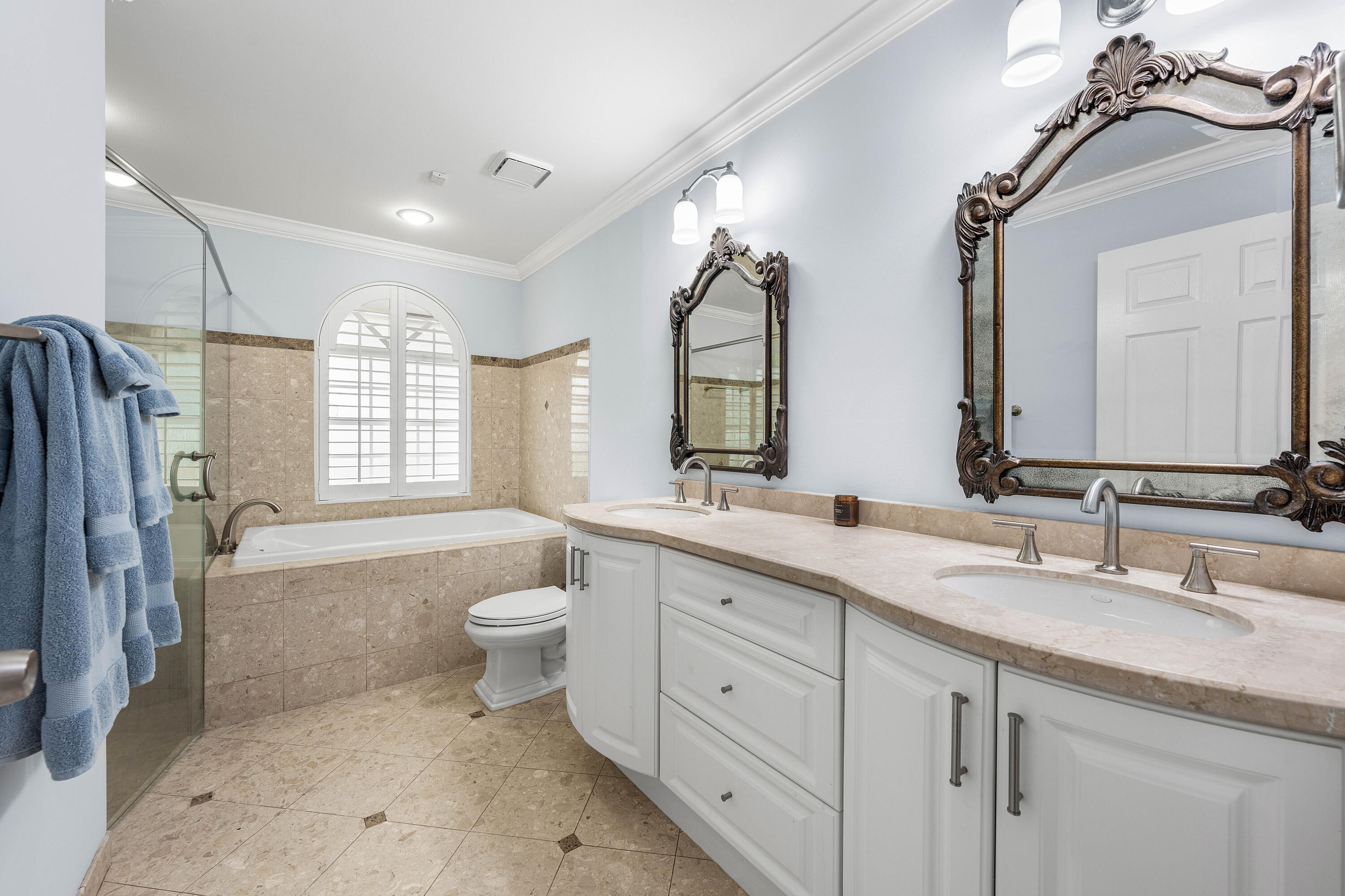 12685 Buckland Street Property Photo 20