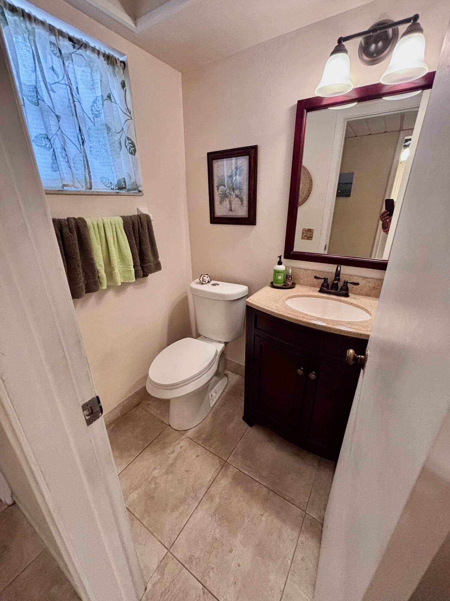 400 Ne 20th Street B208 Property Photo 10