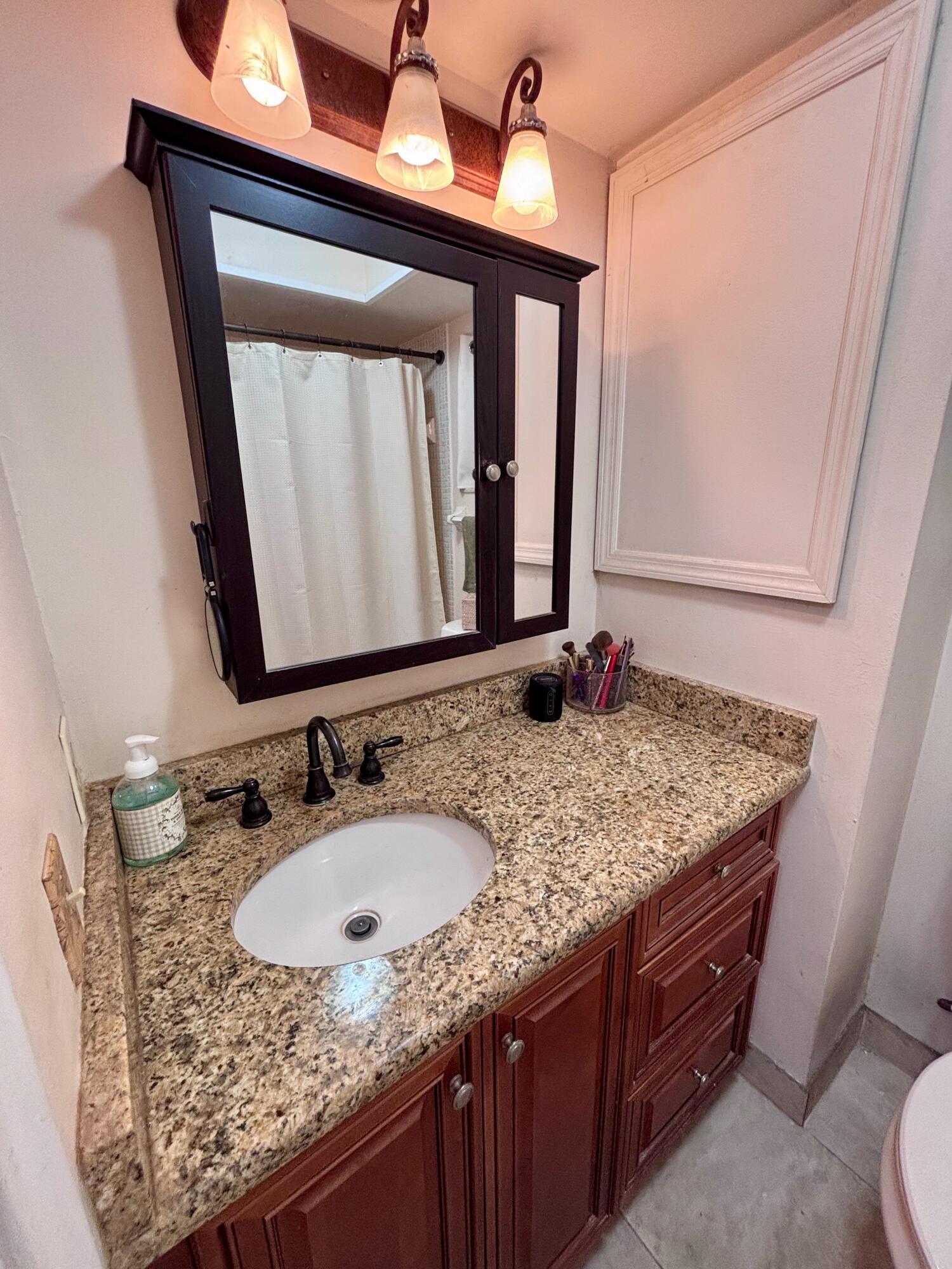 400 Ne 20th Street B208 Property Photo 16