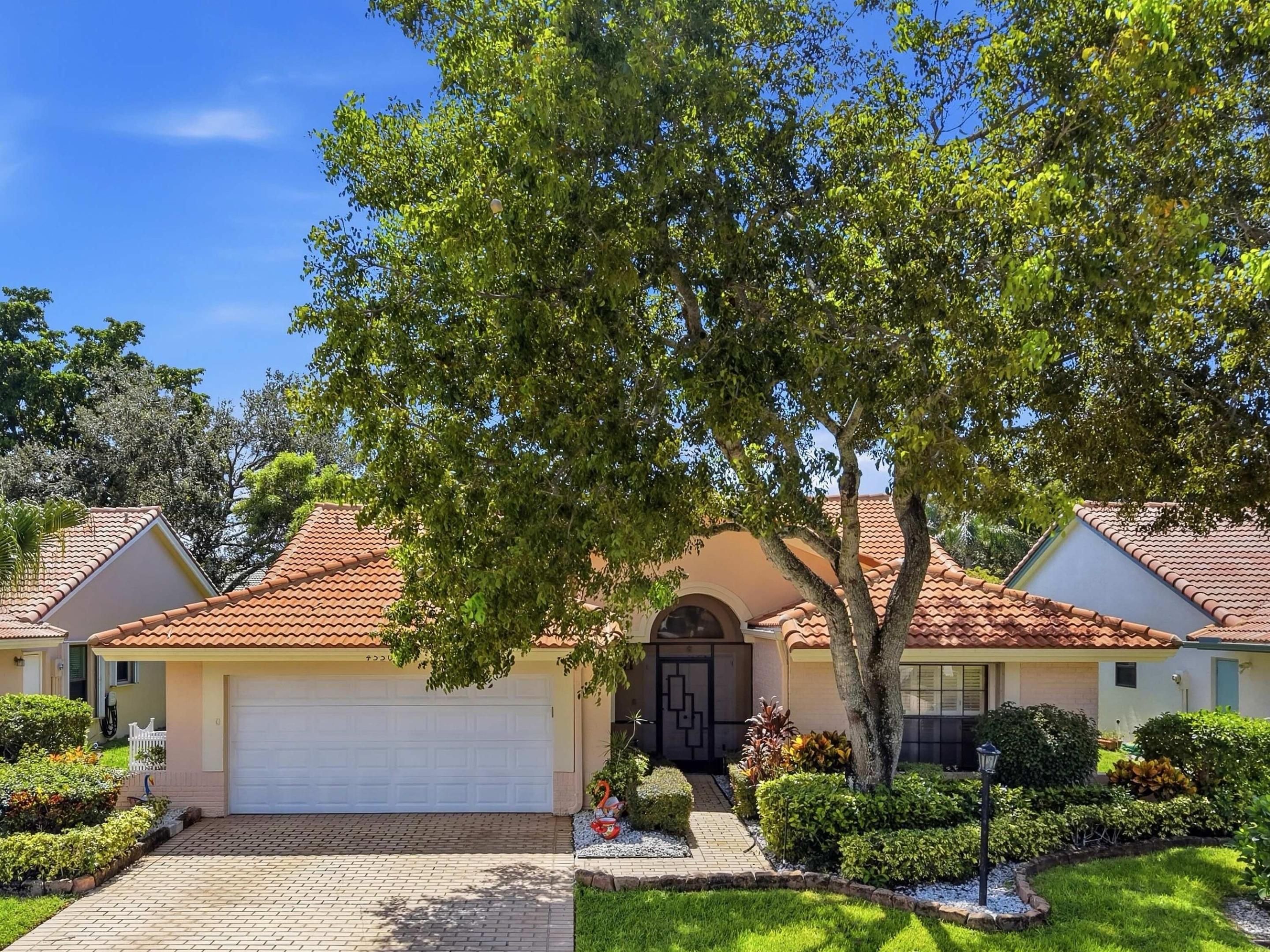 4550 KETCH Court Property Photo 1