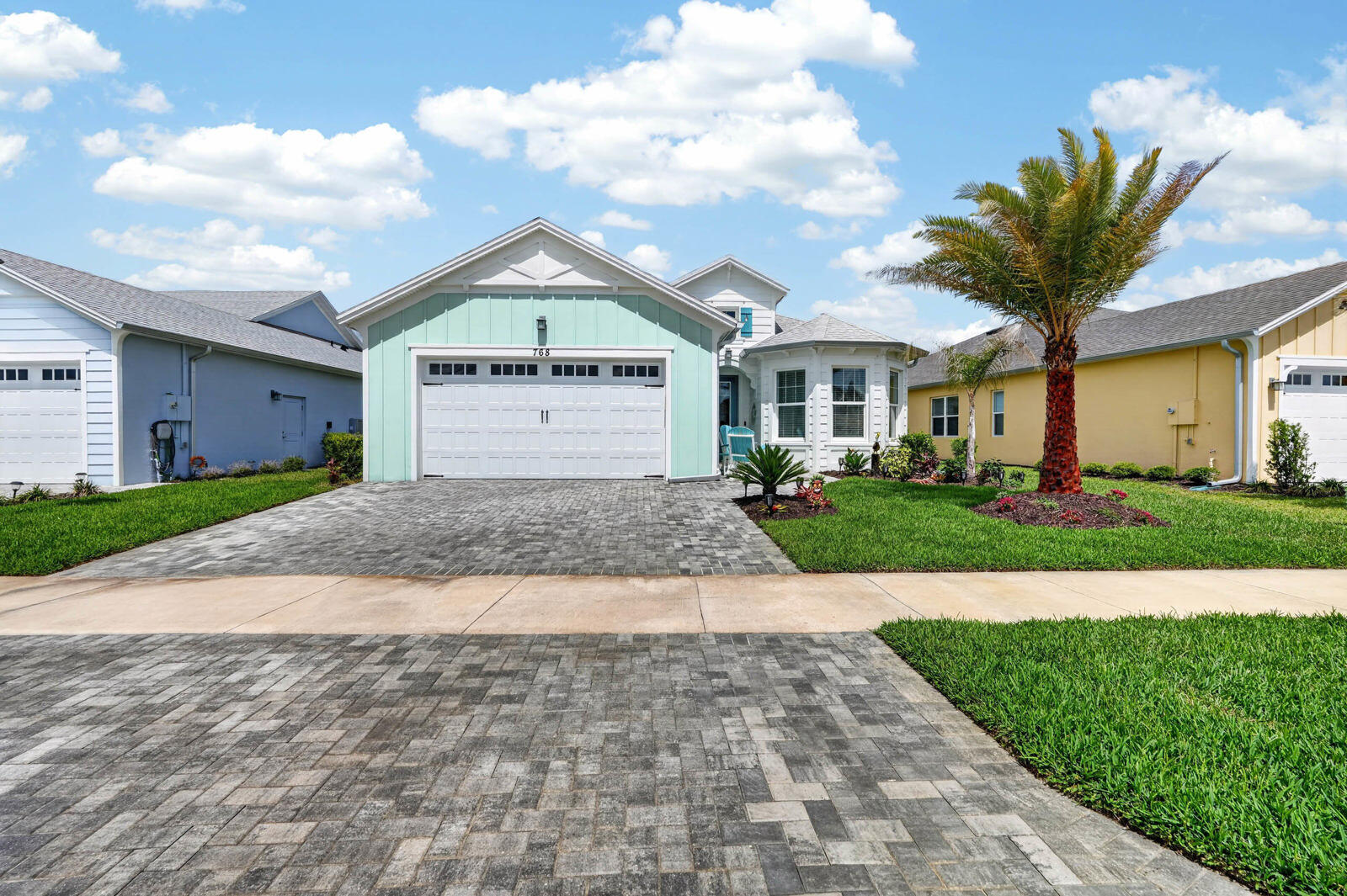 768 Margaritaville Avenue Property Photo 4