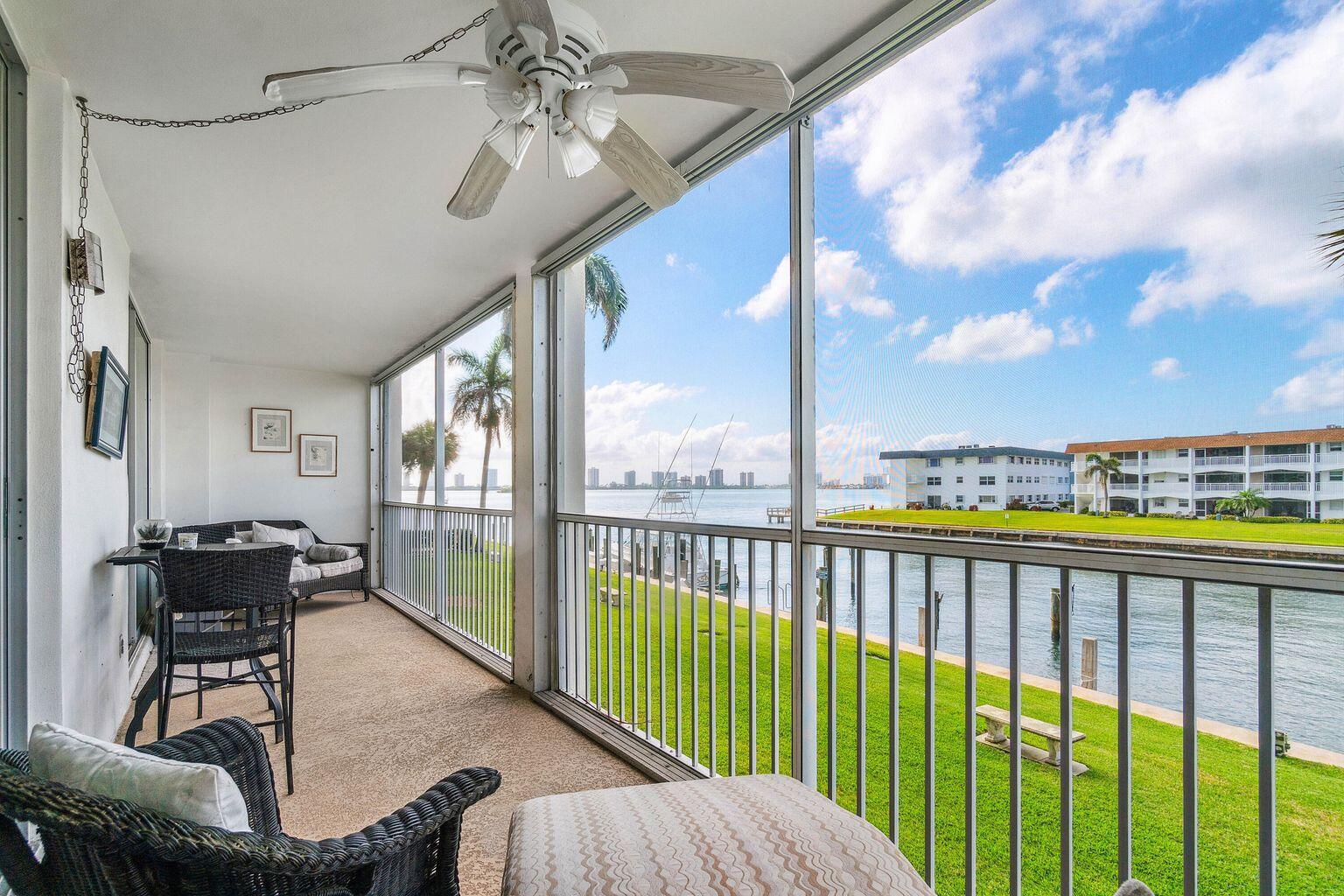 100 Paradise Harbour Boulevard 208 Property Photo 16