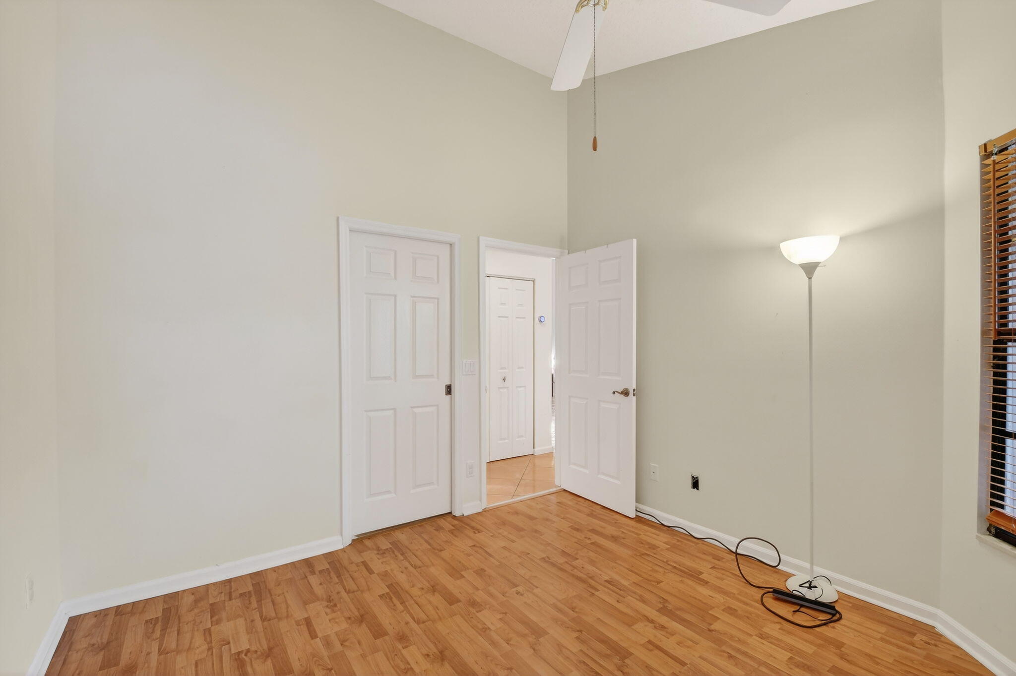 2303 Landings Boulevard Property Photo 25