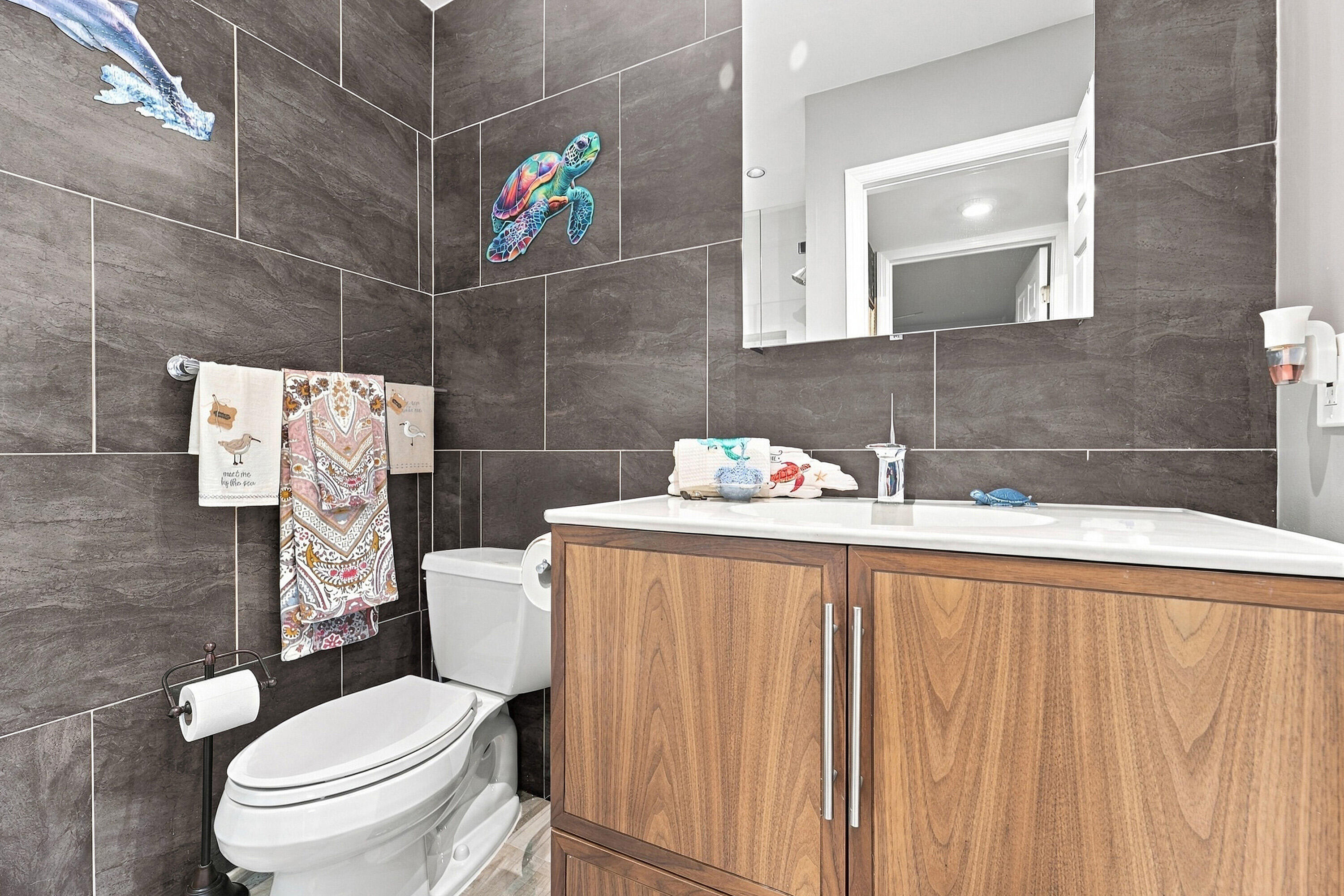 653 Normandy Lane Unit N Property Photo 40