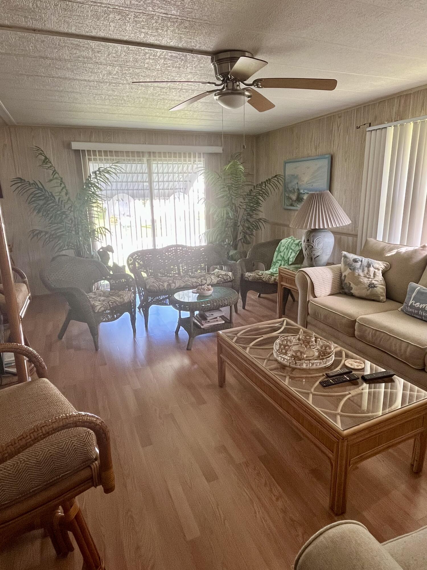 97 N Warner Drive Property Photo 3