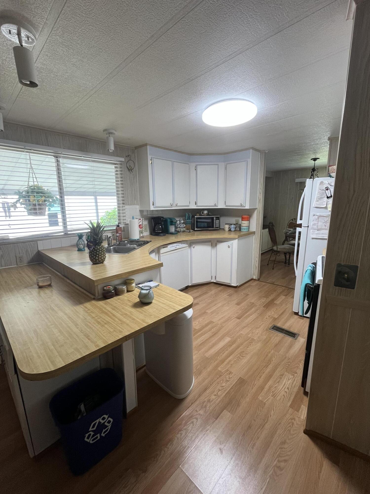 97 N Warner Drive Property Photo 8