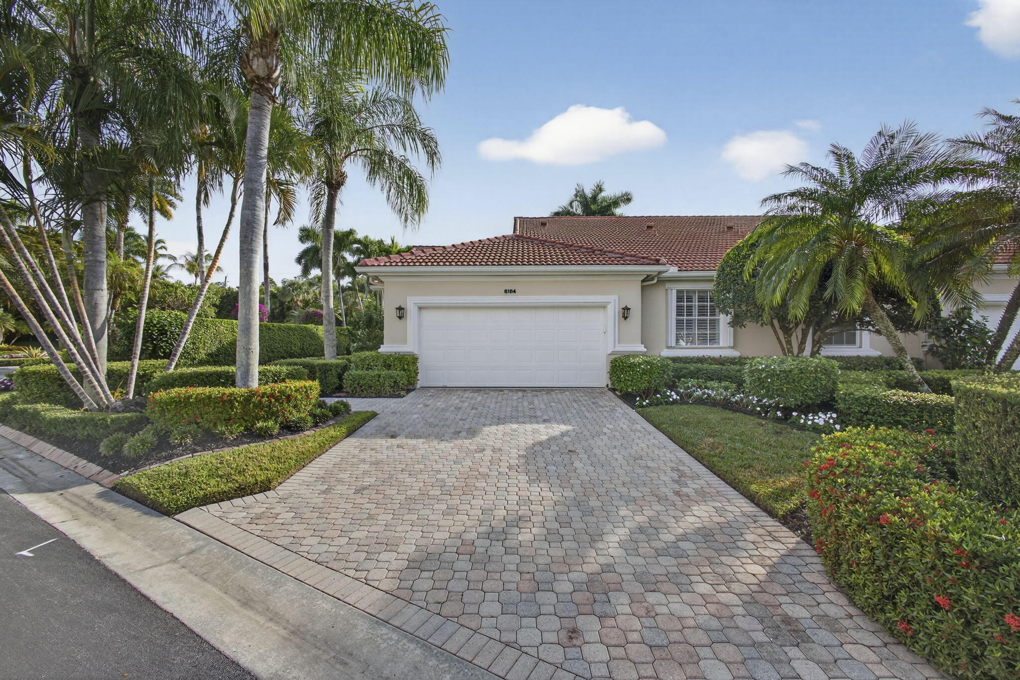 8184 Sandpiper Way Property Photo 1