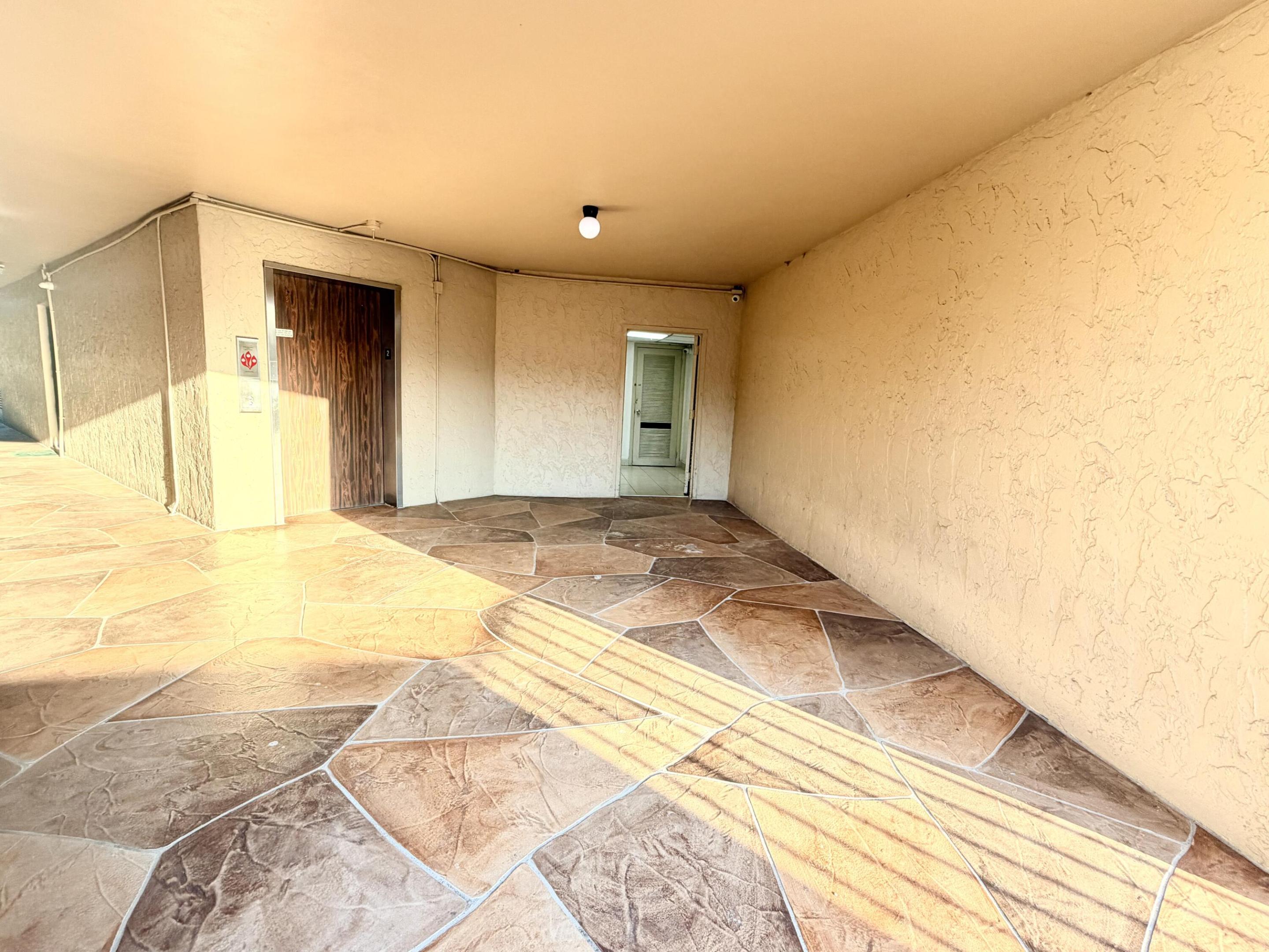 6260 S Falls Cir Drive 201 Property Photo 27