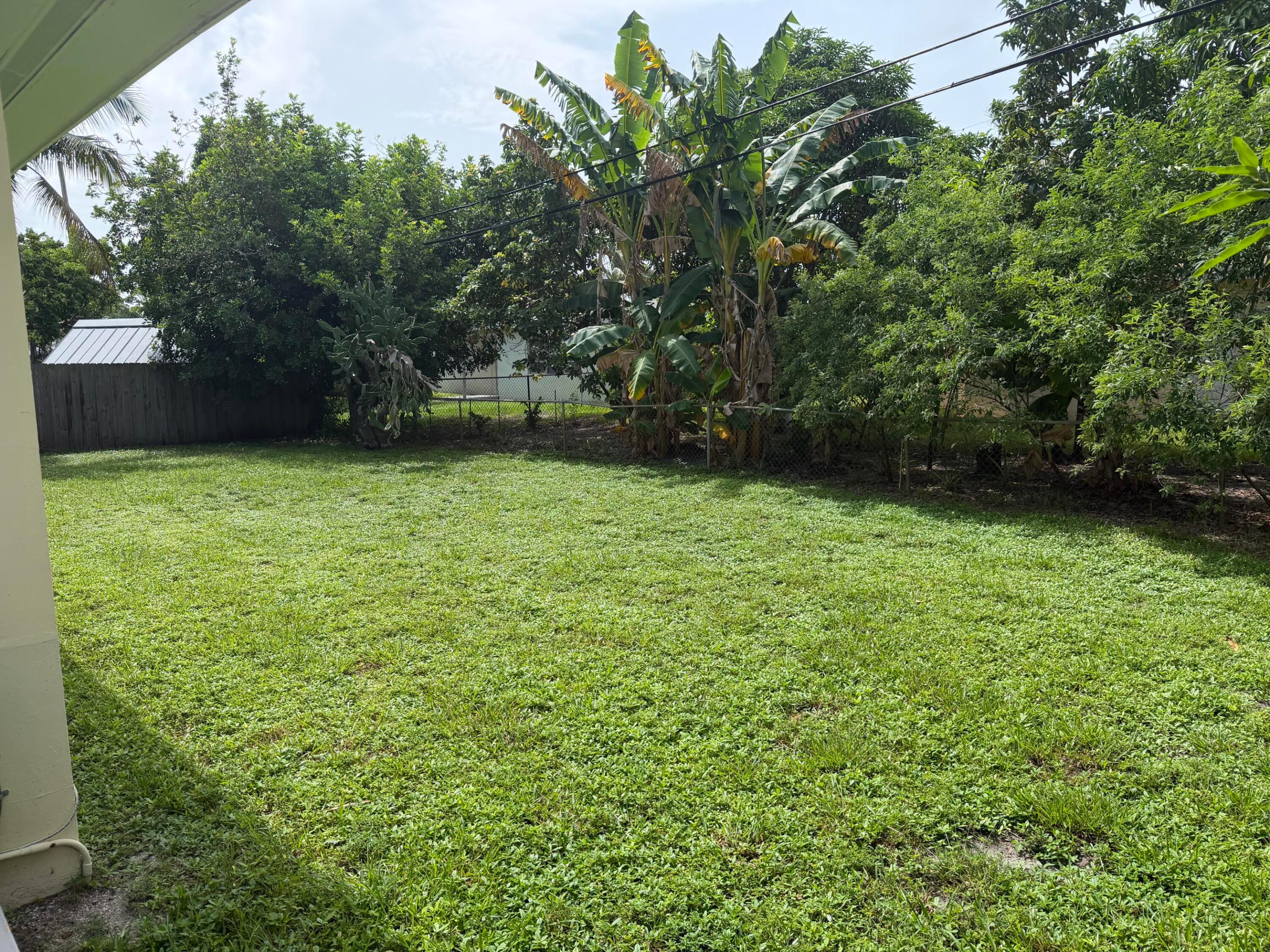3035 Se 1st Street Property Photo 9