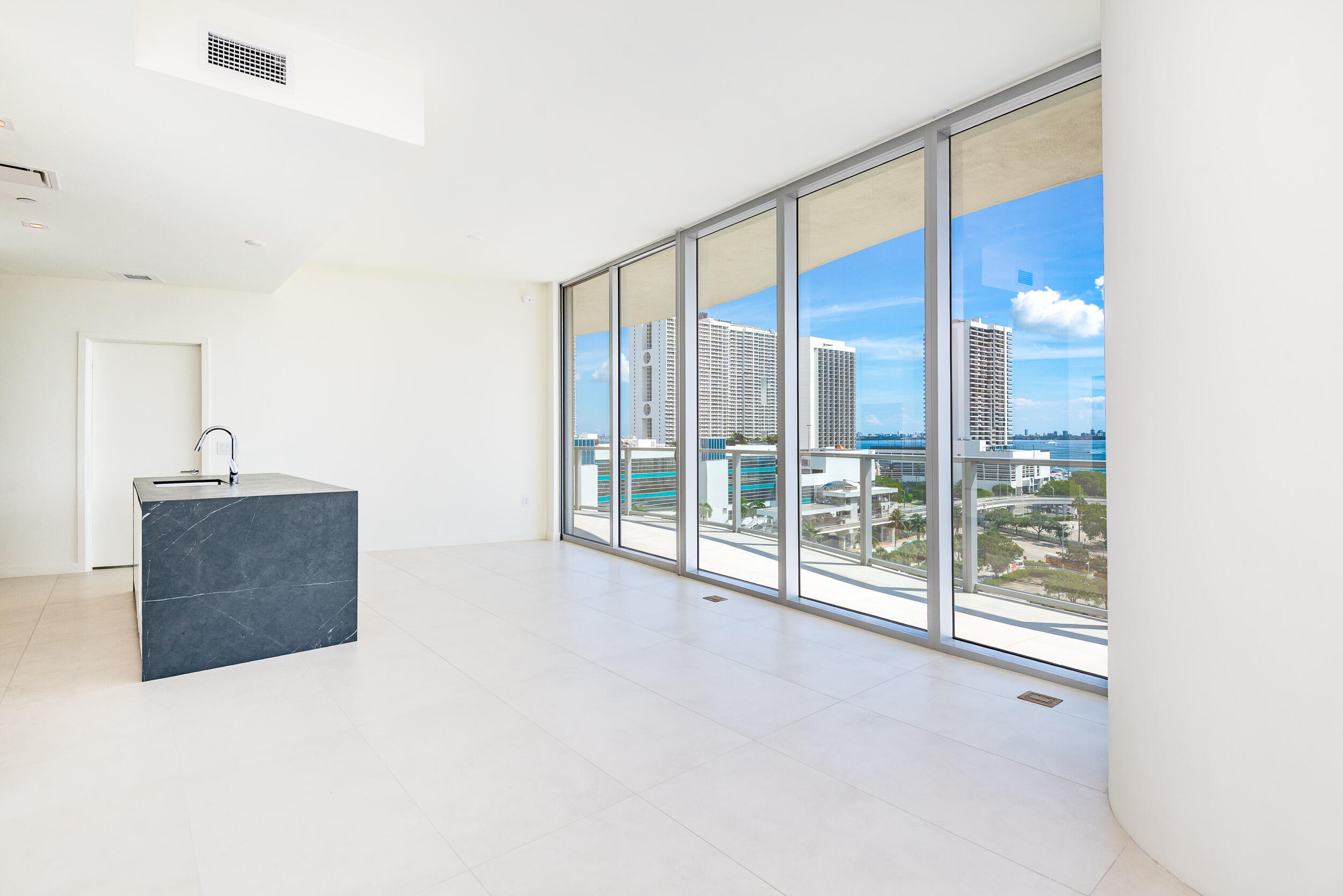 1400 Biscayne Boulevard 901 Property Photo 9