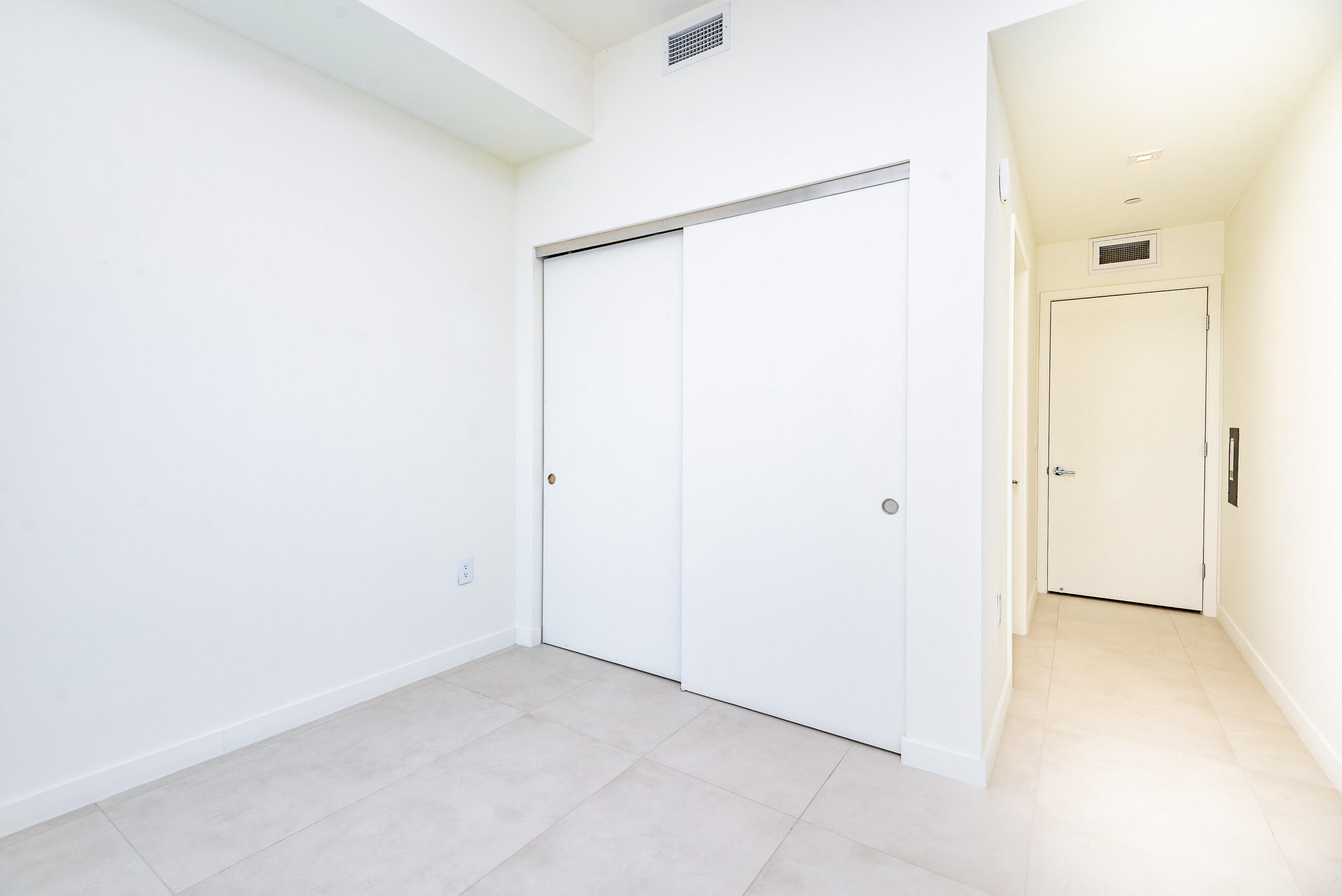 1400 Biscayne Boulevard 901 Property Photo 17
