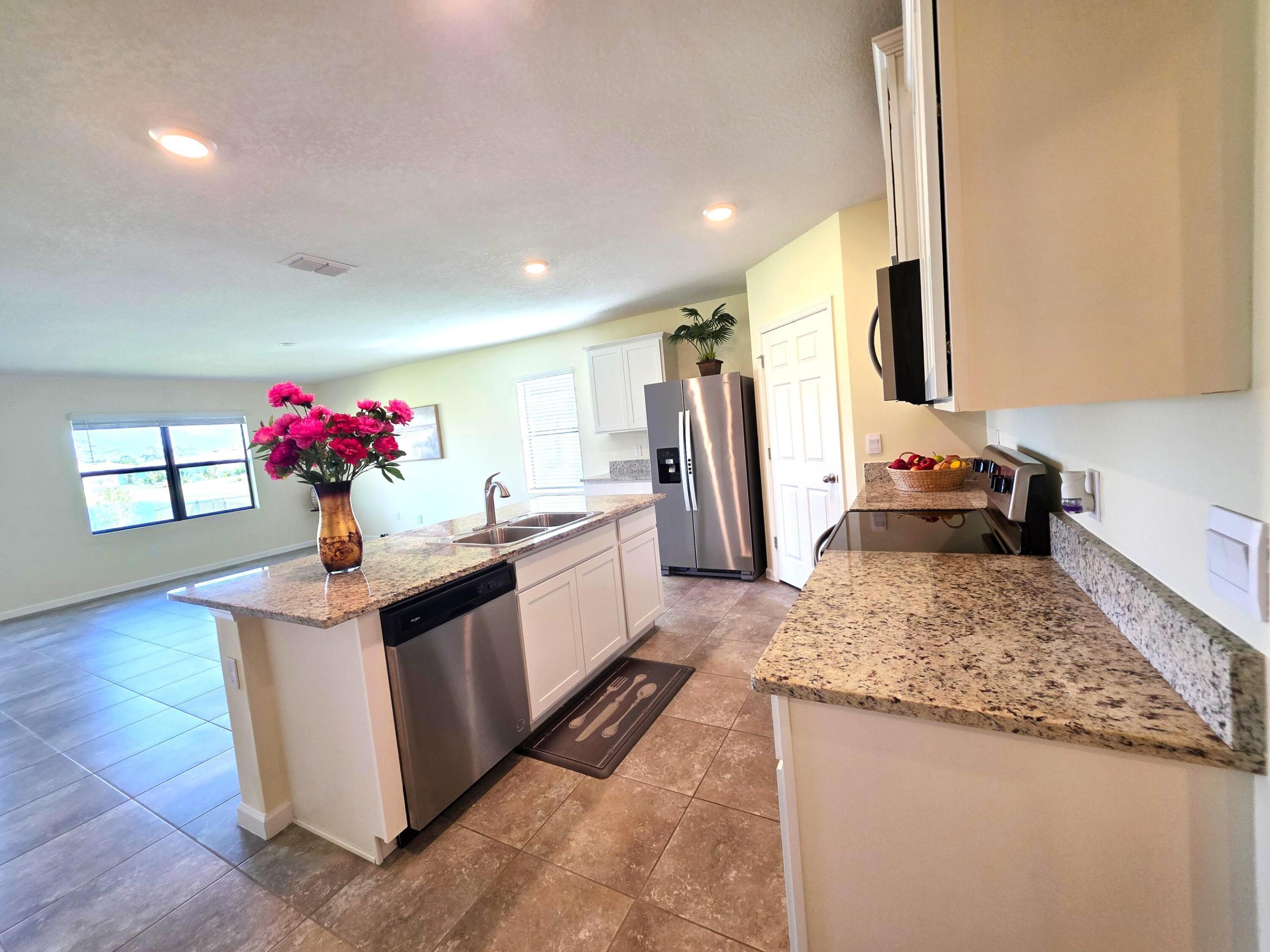 6580 Canterbridge Drive Property Photo 6