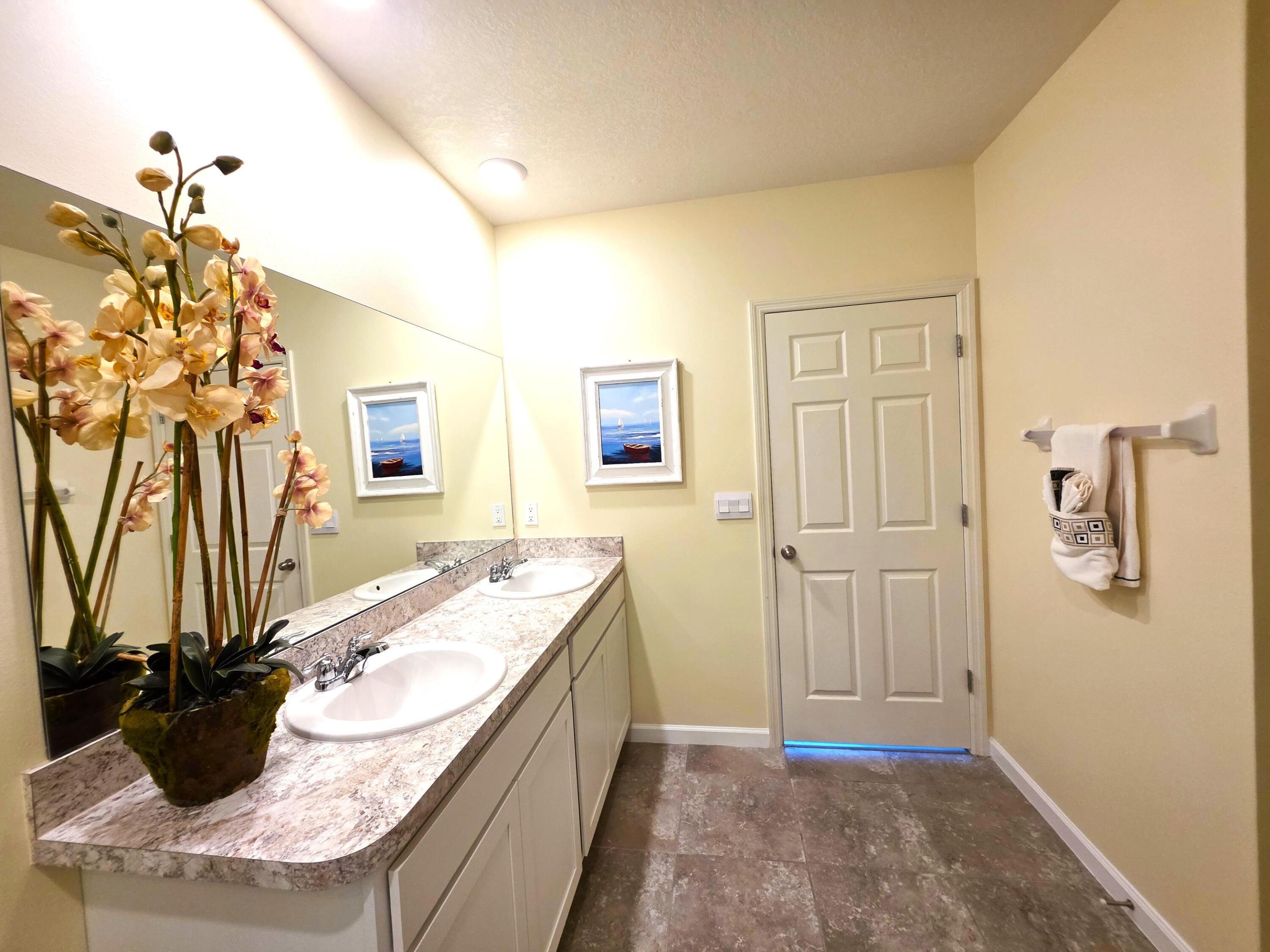 6580 Canterbridge Drive Property Photo 19