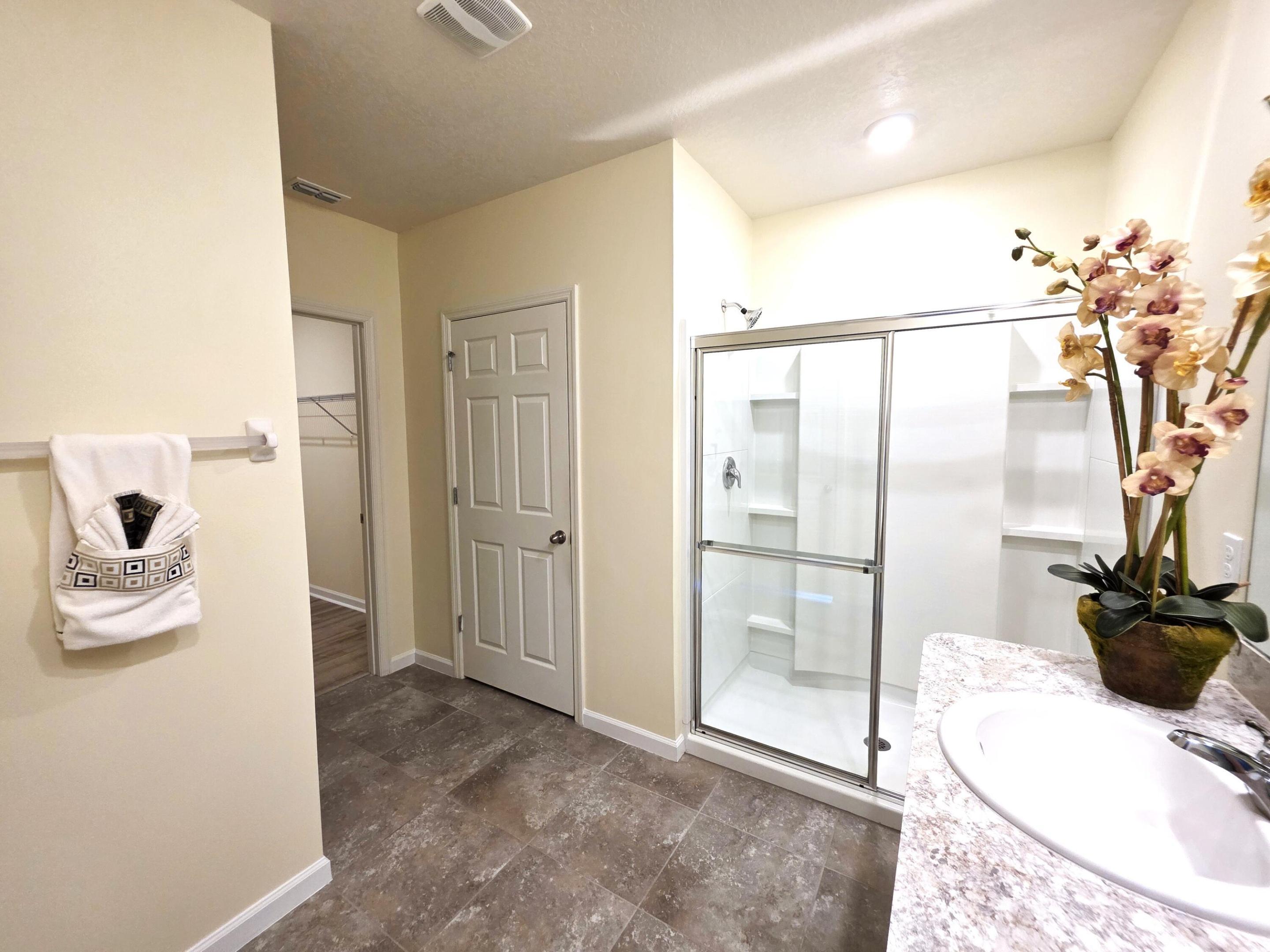 6580 Canterbridge Drive Property Photo 20