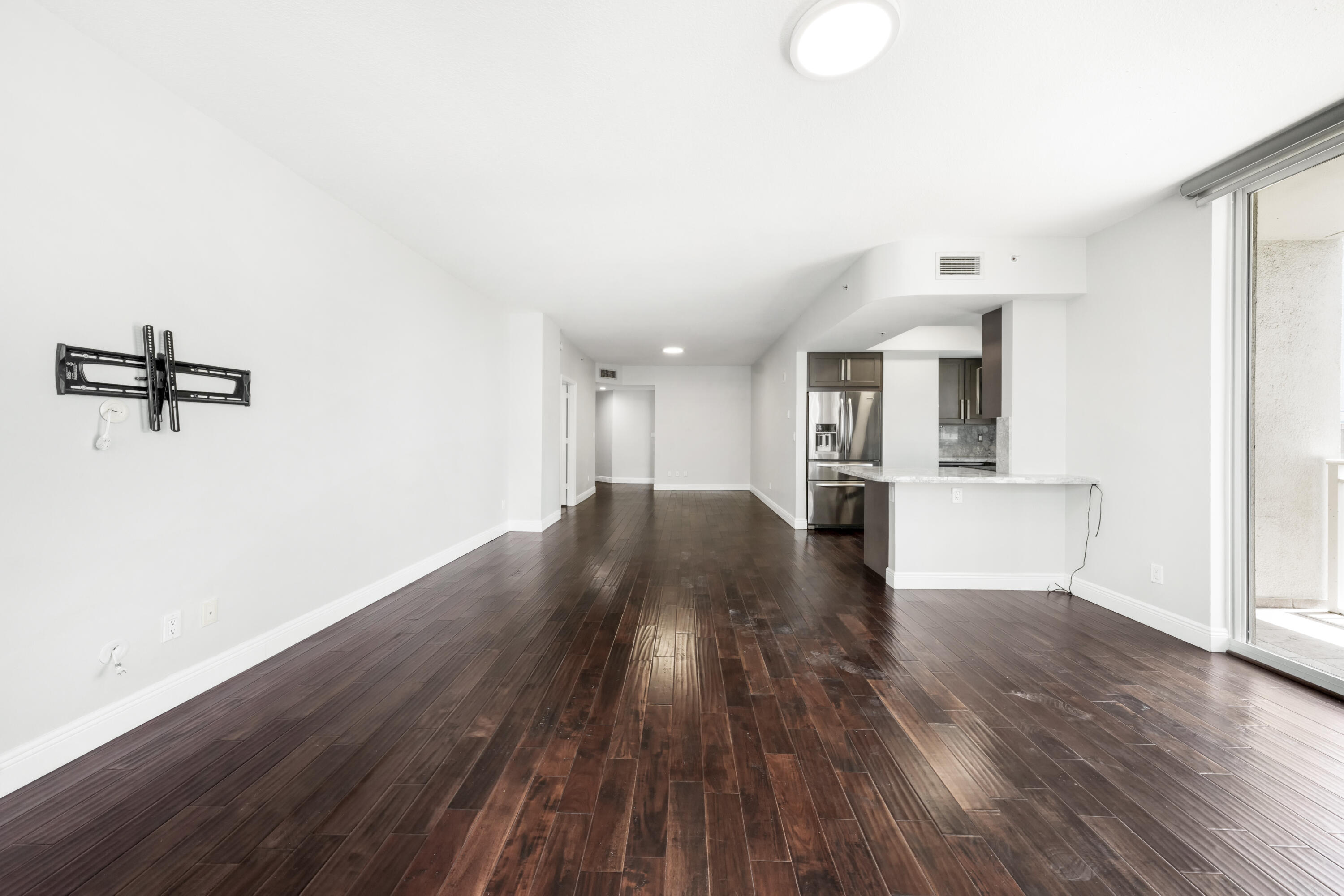 511 Se 5th Avenue 1116 Property Photo 14