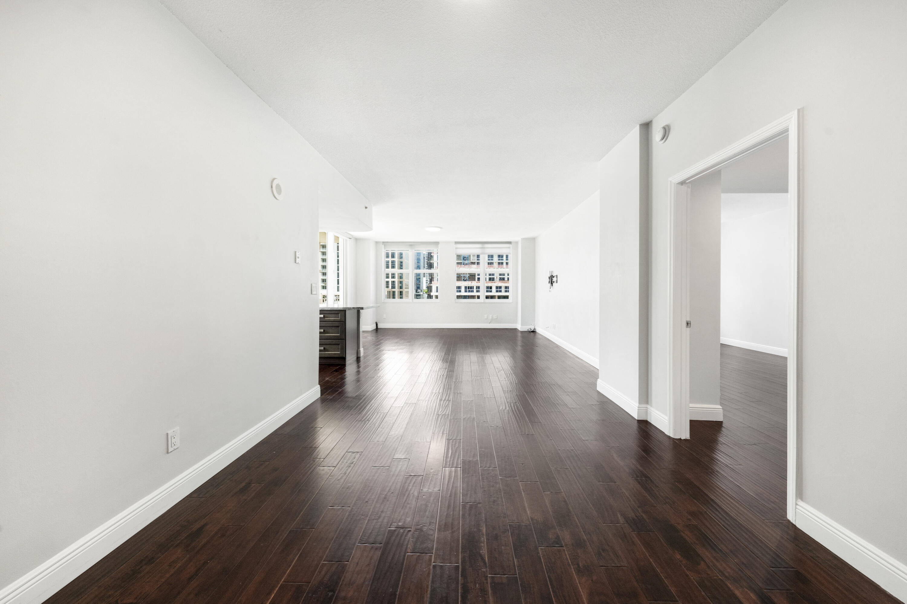 511 Se 5th Avenue 1116 Property Photo 16