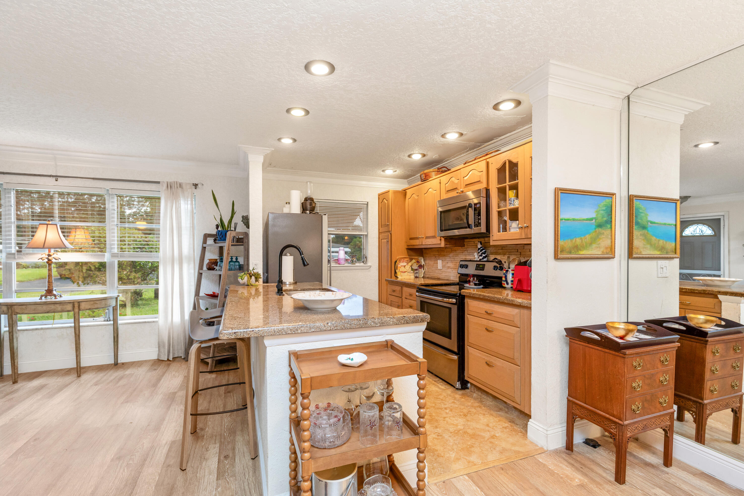 420 High Point Drive C Property Photo 4
