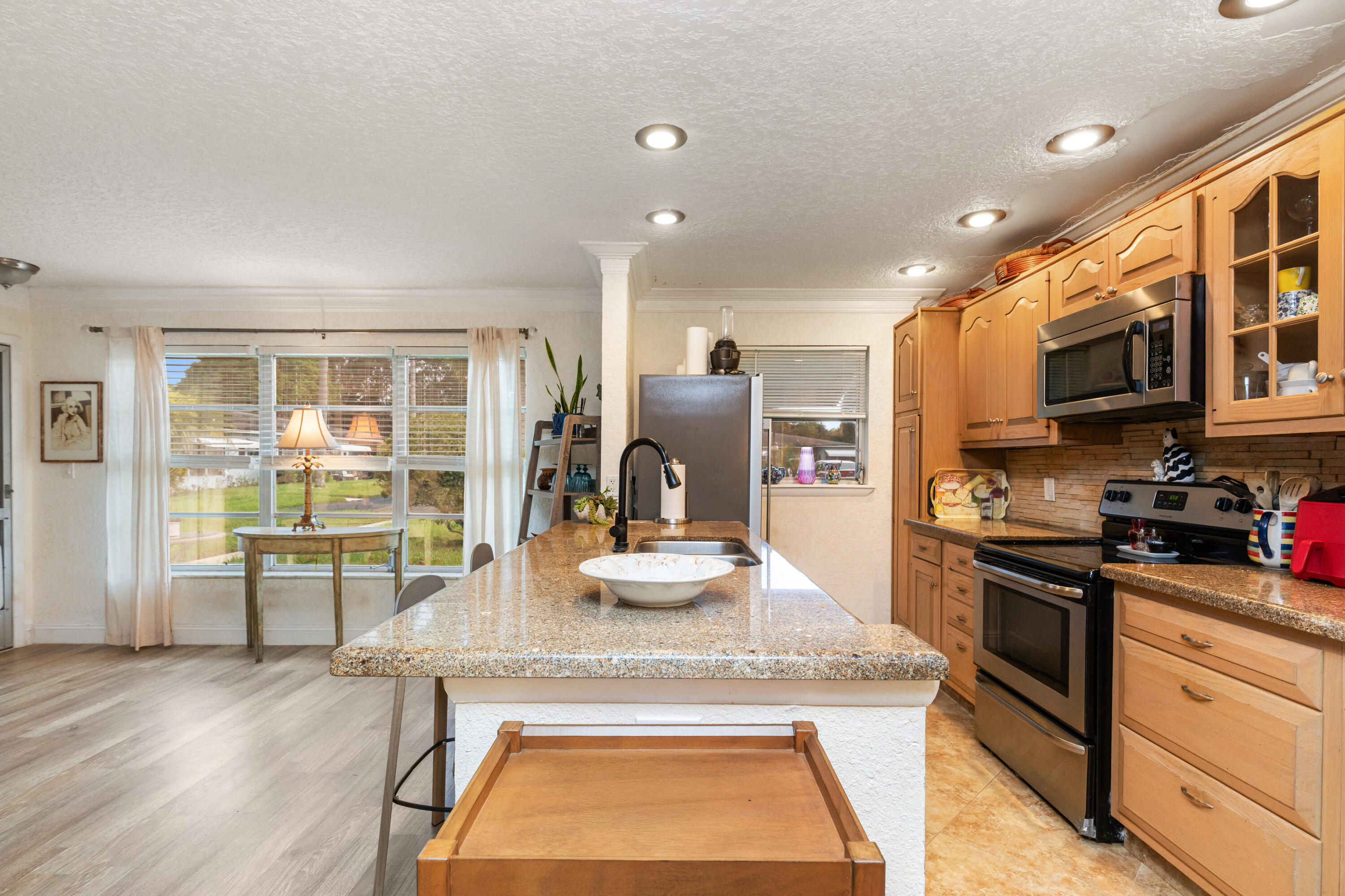 420 High Point Drive C Property Photo 6