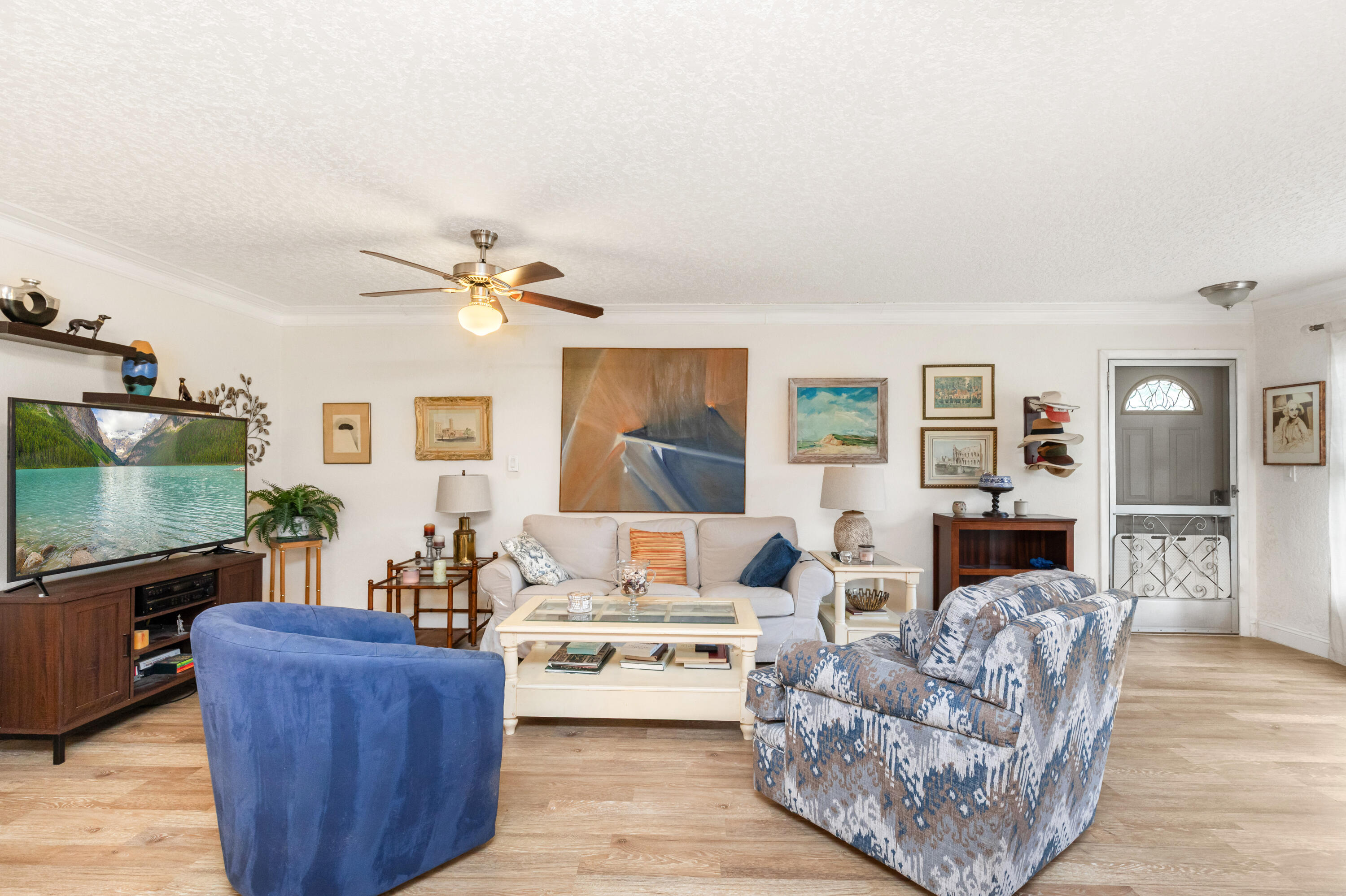 420 High Point Drive C Property Photo 14