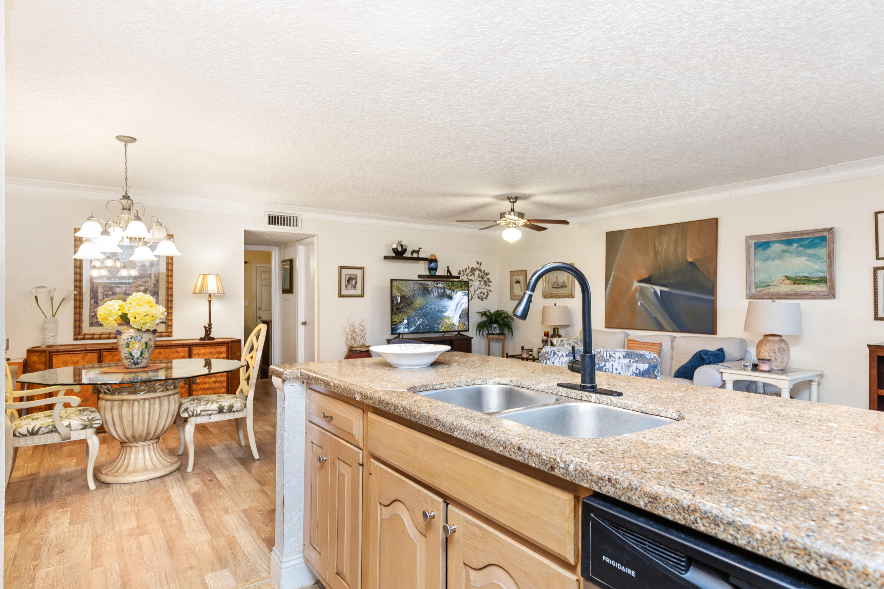 420 High Point Drive C Property Photo 15